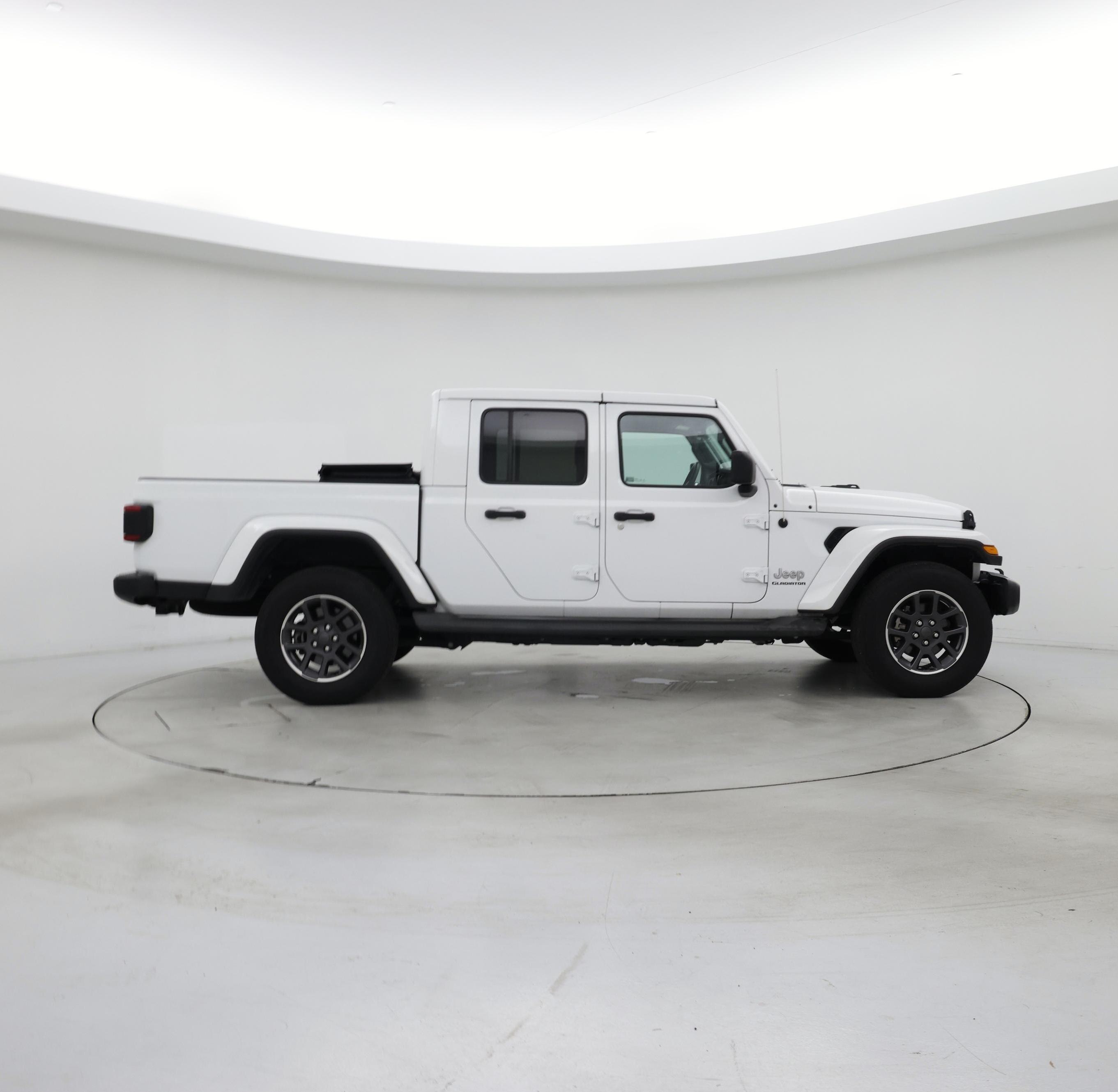 Thumbnail: 2021 Jeep Gladiator - 7