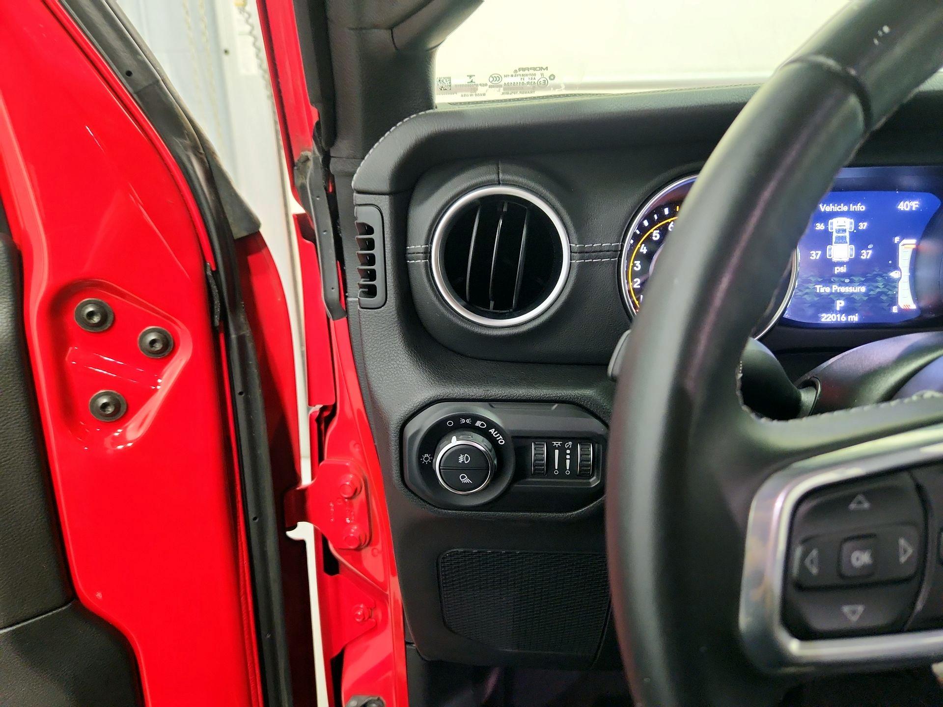 Thumbnail: 2021 Jeep Gladiator - 13