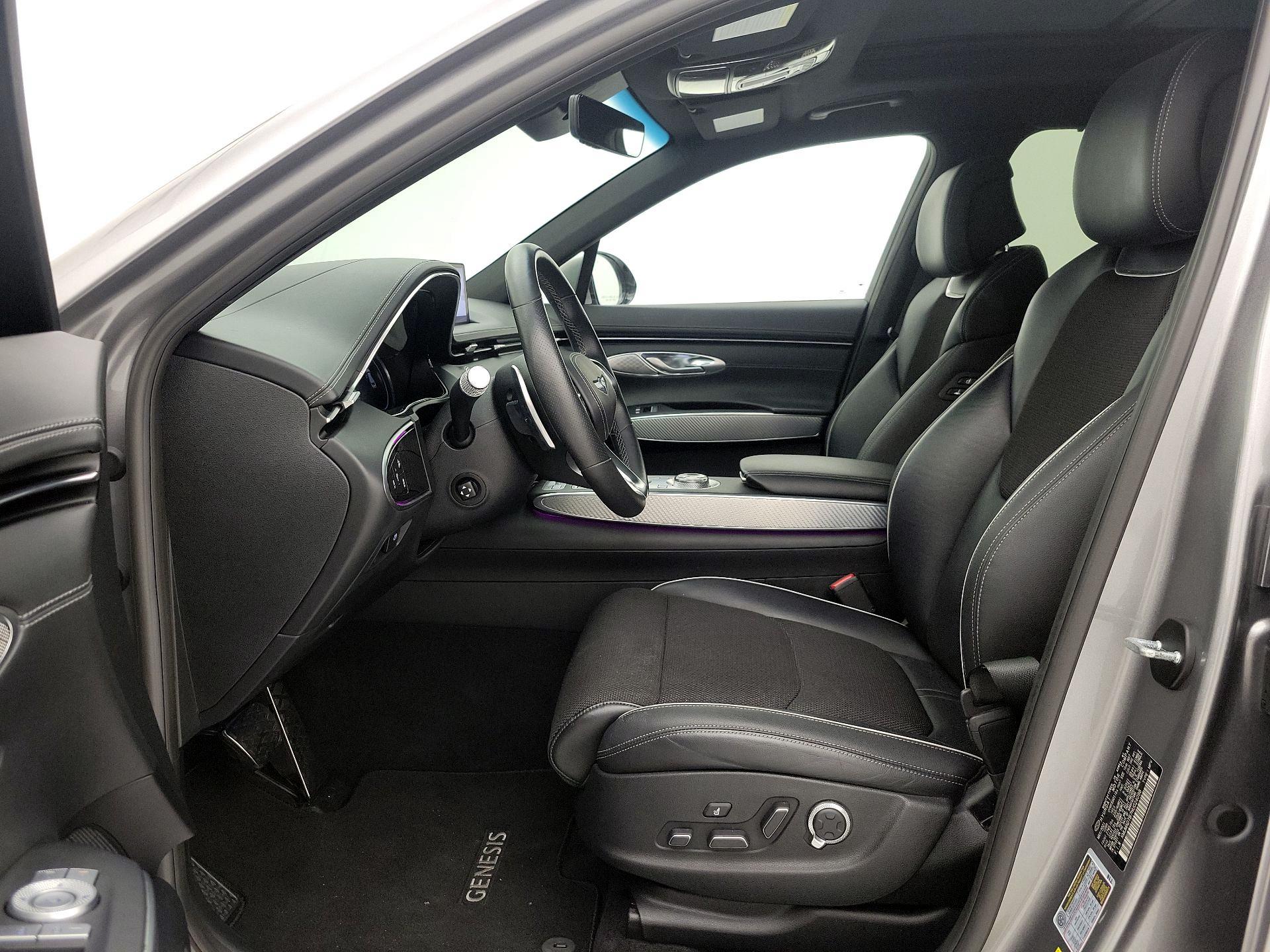 Thumbnail: 2022 Genesis GV70 - 11