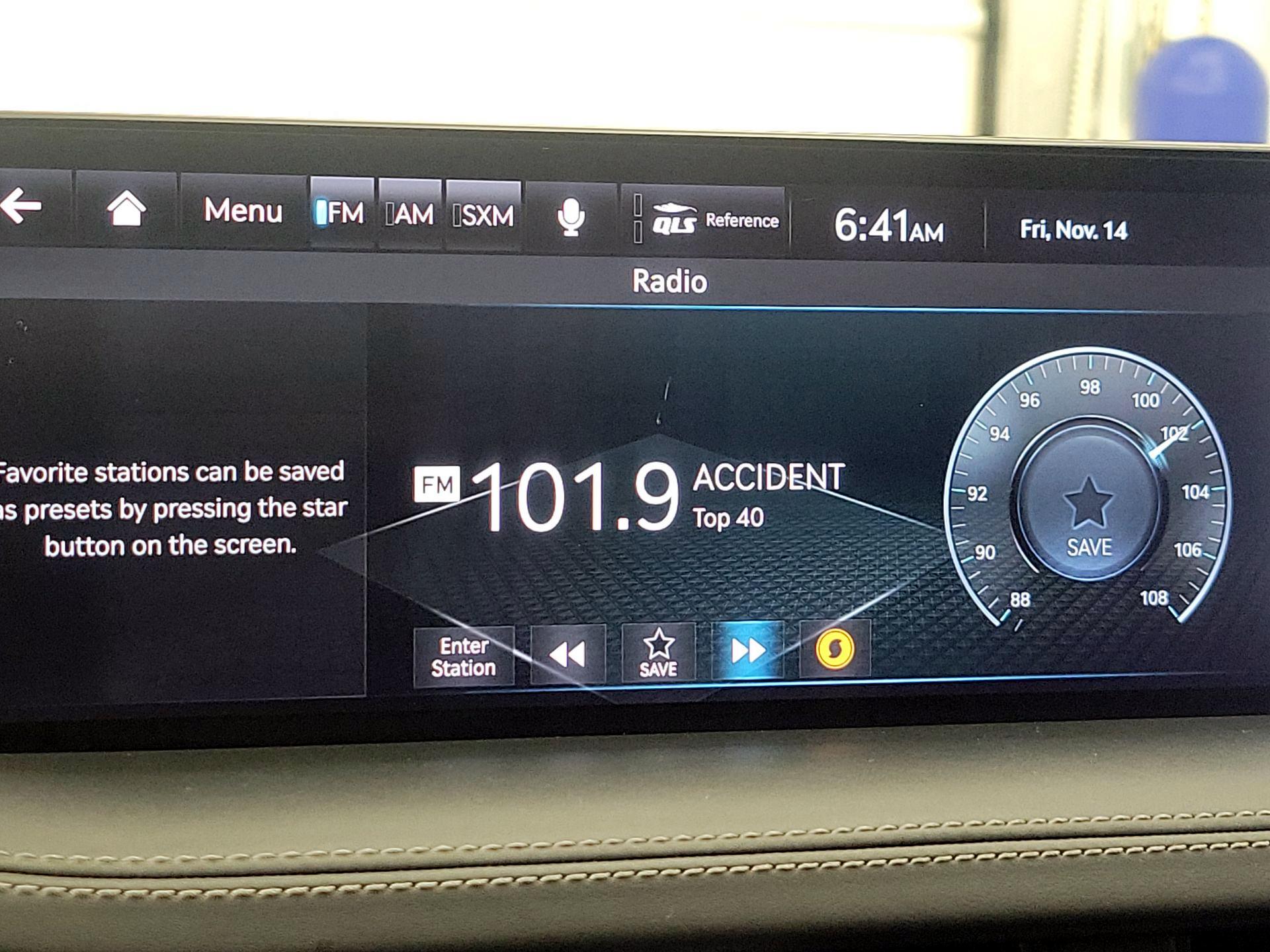 Thumbnail: 2022 Genesis GV70 - 16