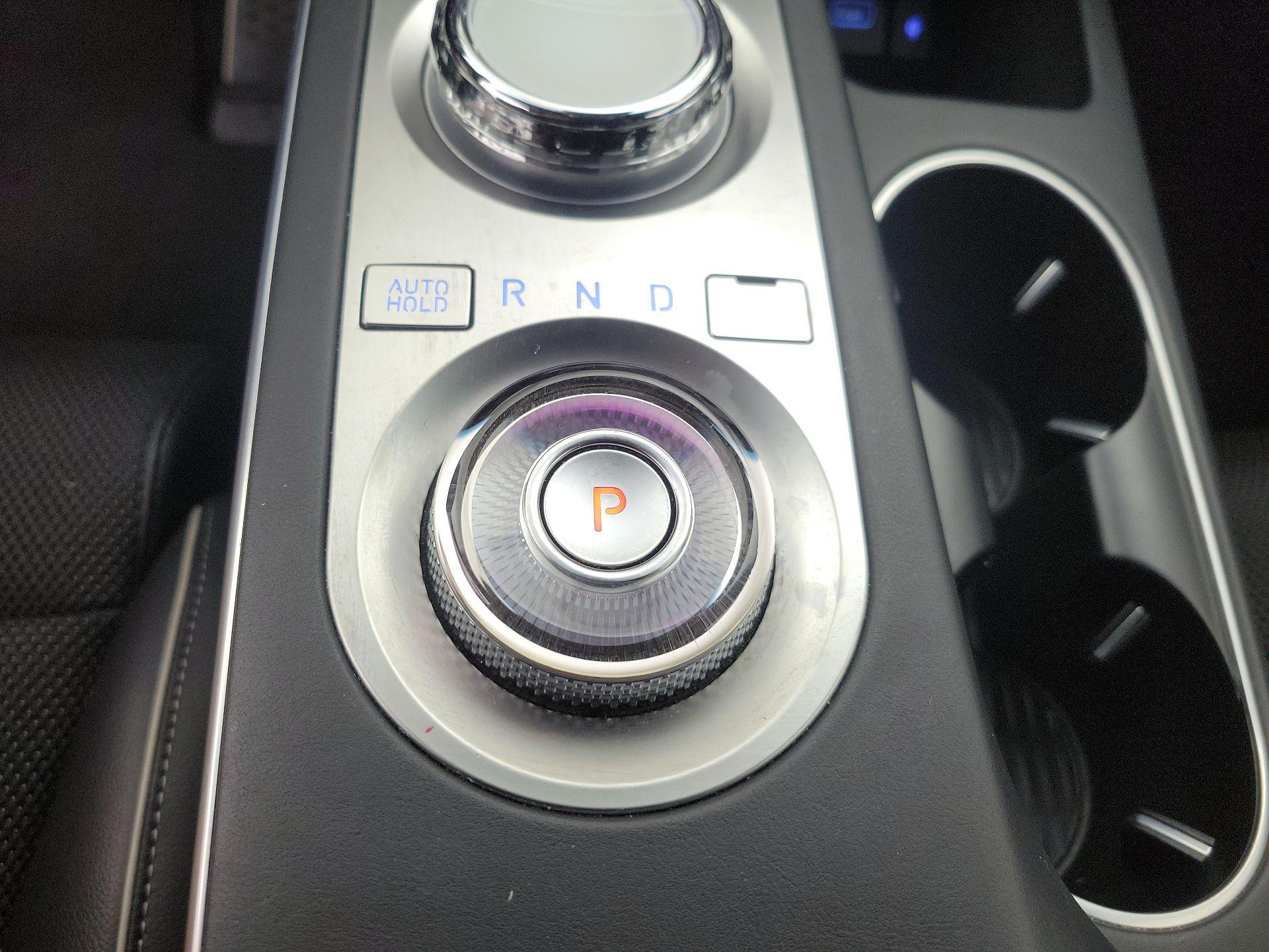 Thumbnail: 2022 Genesis GV70 - 18