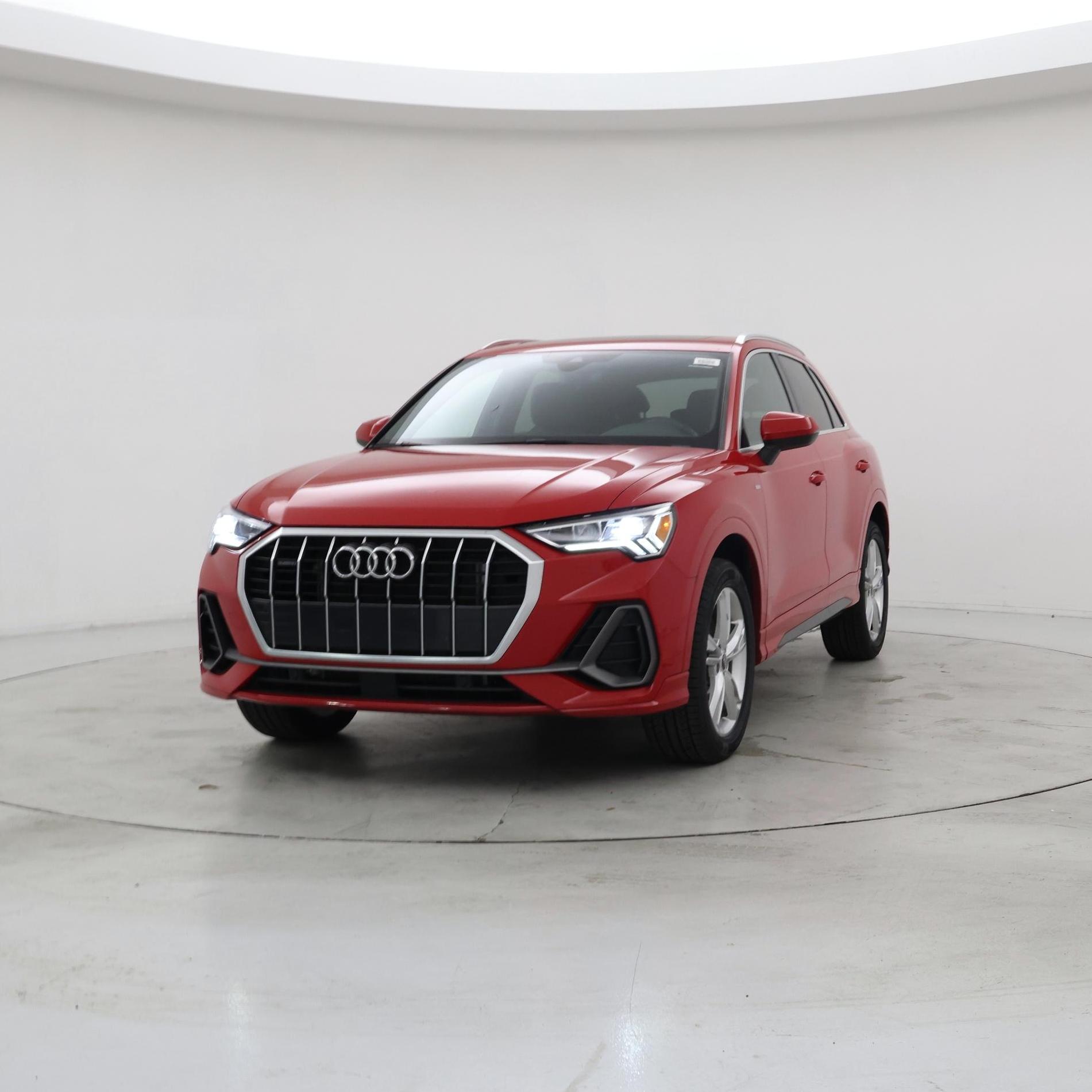 Thumbnail: 2023 Audi Q3 - 4