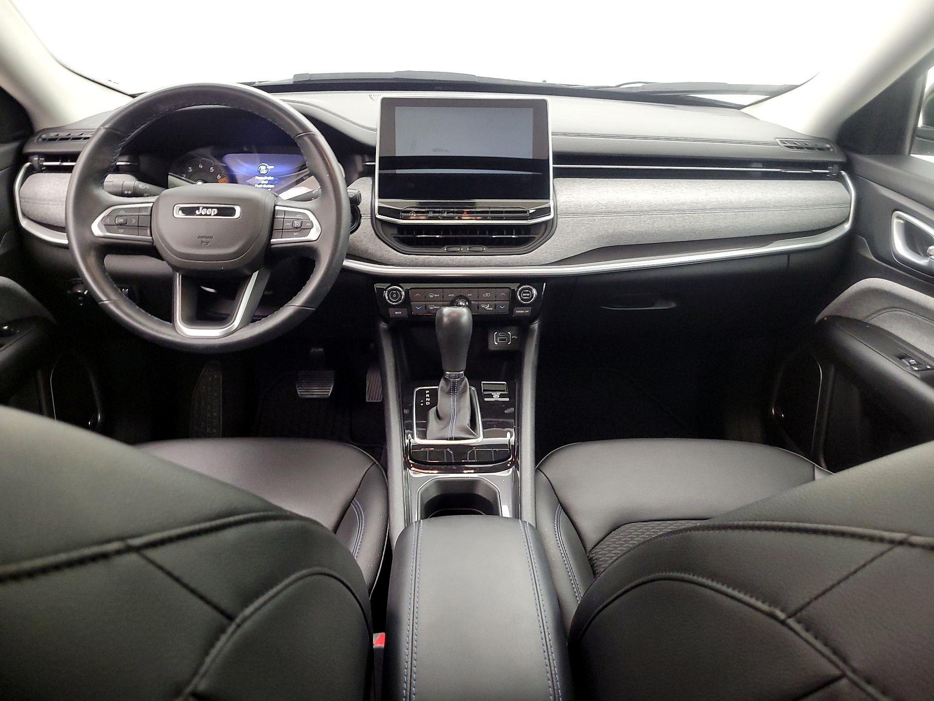 Thumbnail: 2022 Jeep Compass - 9