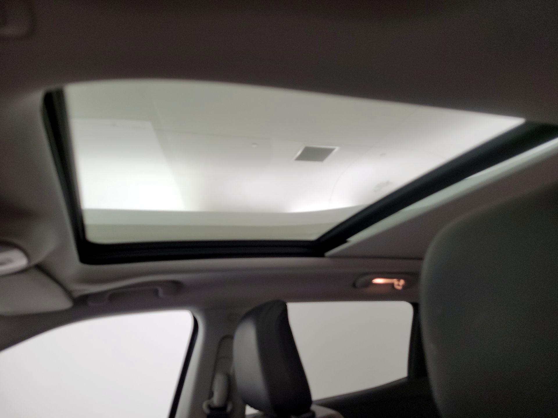 Thumbnail: 2022 Jeep Compass - 19