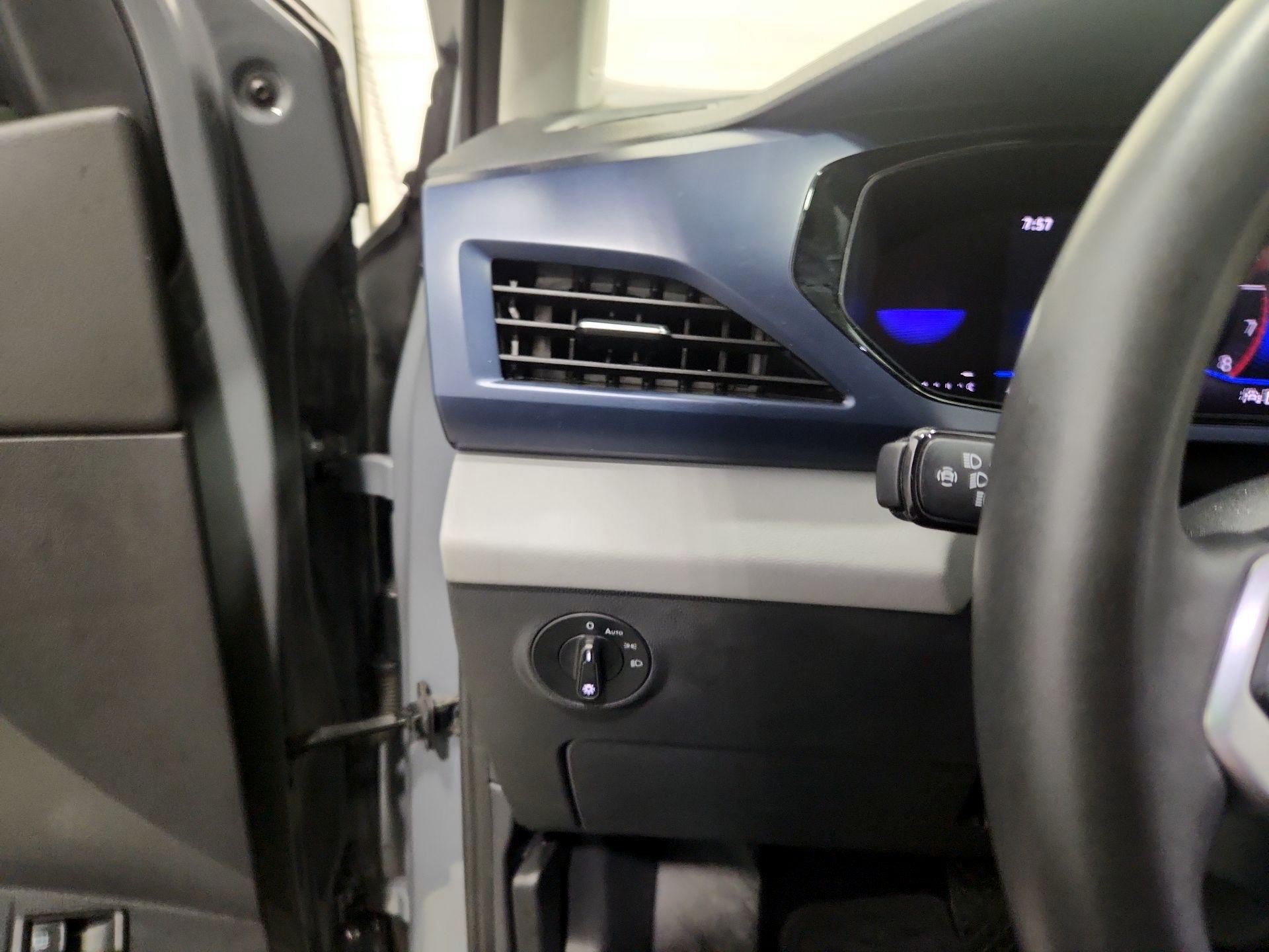 Thumbnail: 2023 Volkswagen Taos - 13