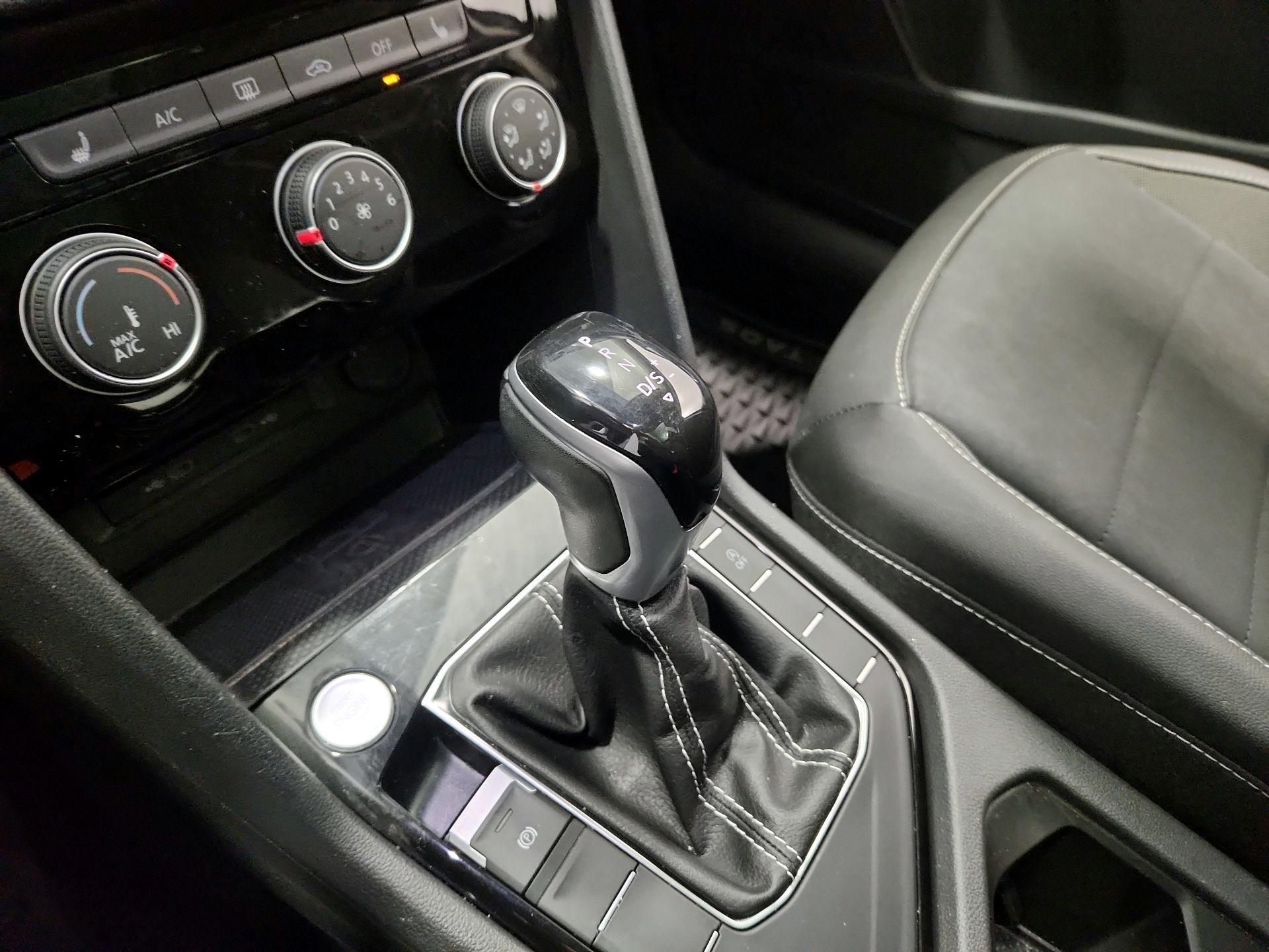 Thumbnail: 2023 Volkswagen Taos - 17