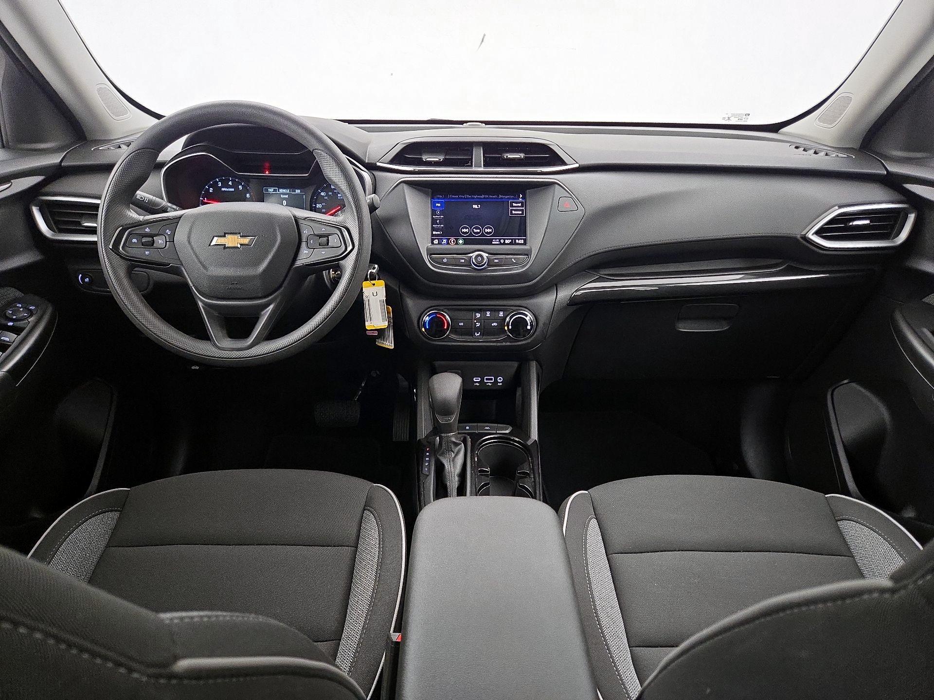 Thumbnail: 2023 Chevrolet TrailBlazer - 9