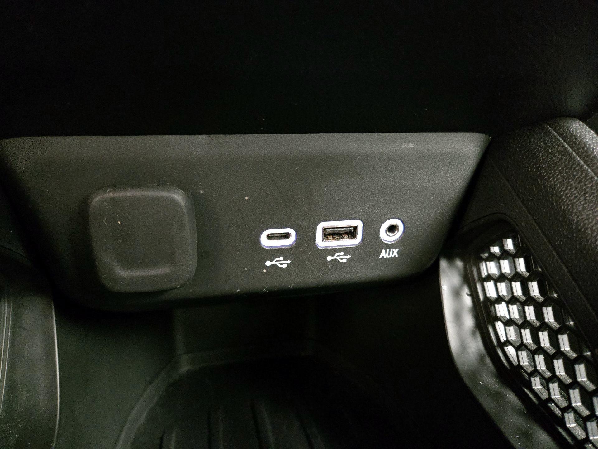 Thumbnail: 2023 Chevrolet TrailBlazer - 18