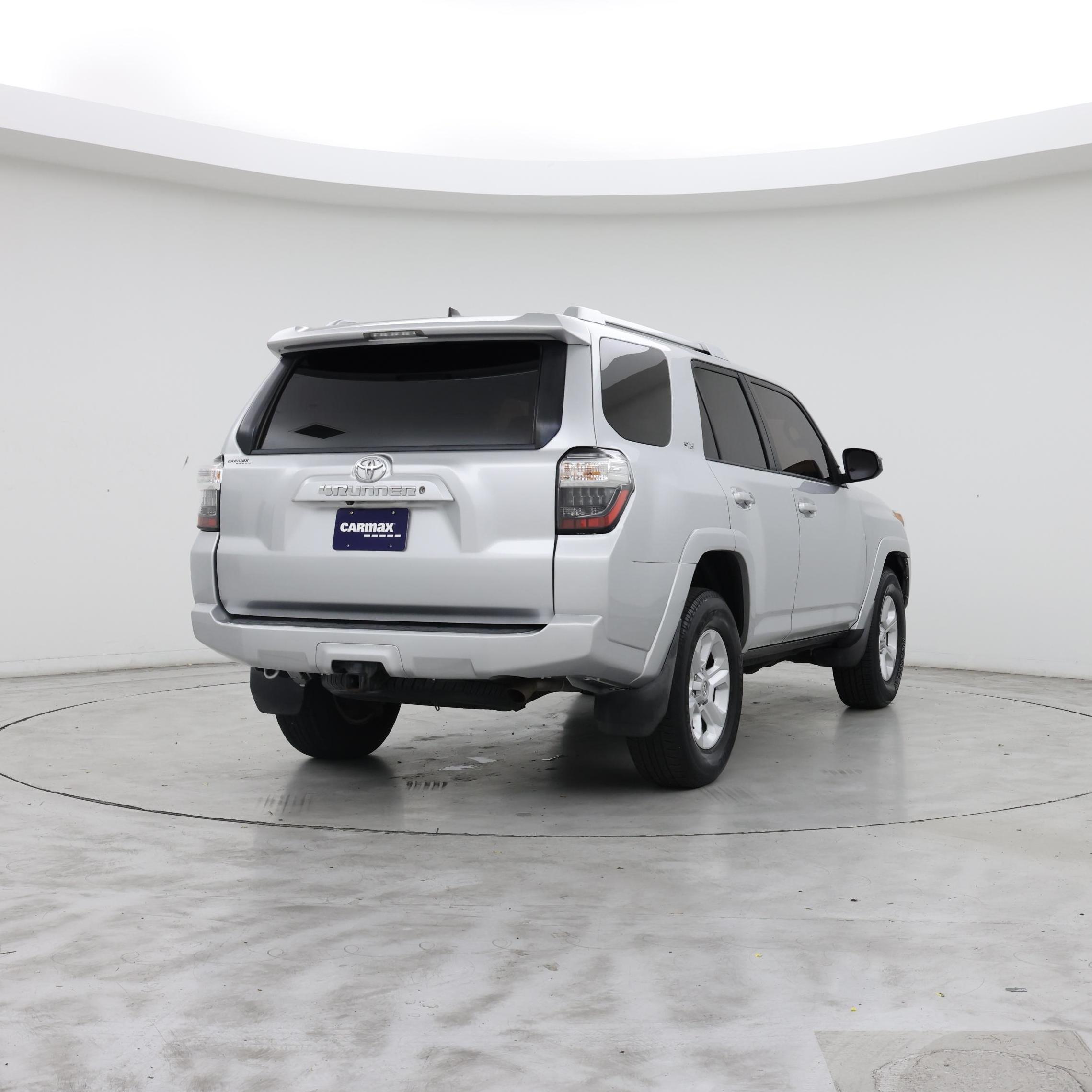 Thumbnail: 2018 Toyota 4Runner - 8