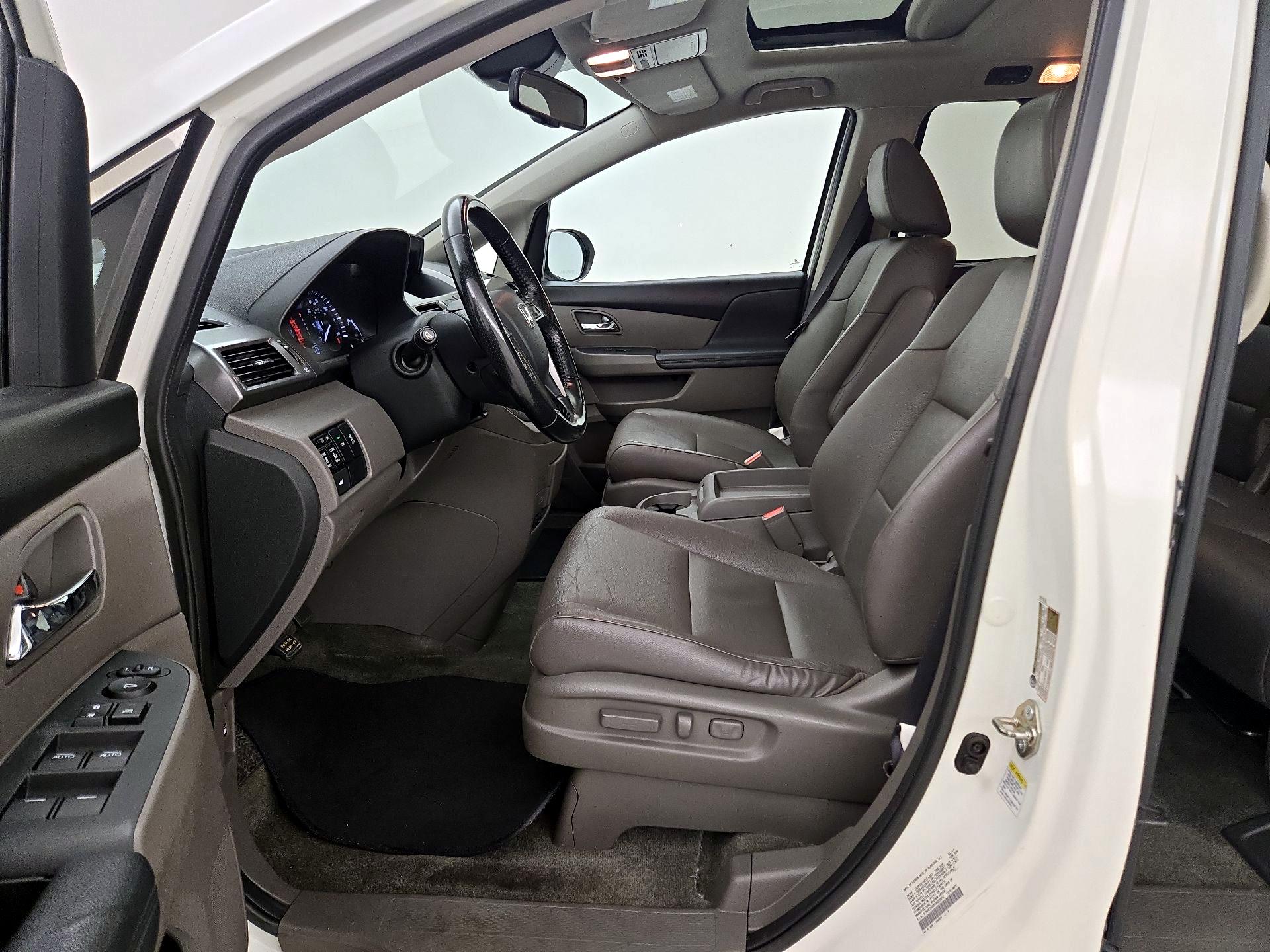 Thumbnail: 2017 Honda Odyssey - 11