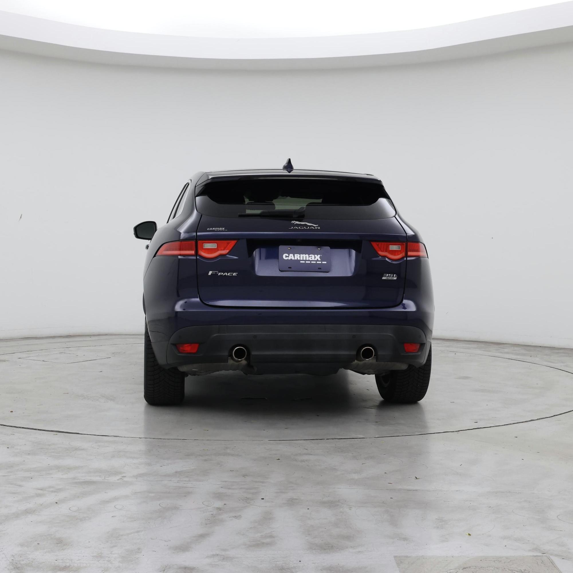 Thumbnail: 2017 Jaguar F-Pace - 6