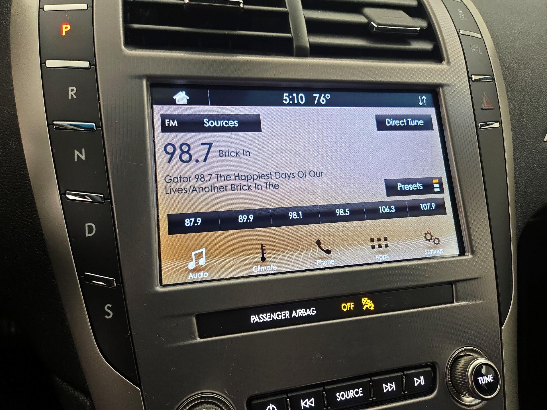 Thumbnail: 2019 Lincoln MKZ - 15