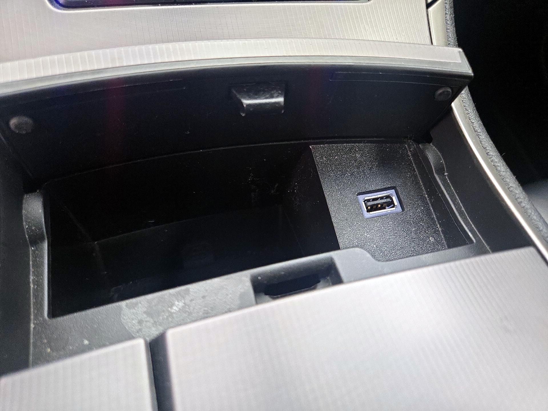 Thumbnail: 2019 Lincoln MKZ - 18