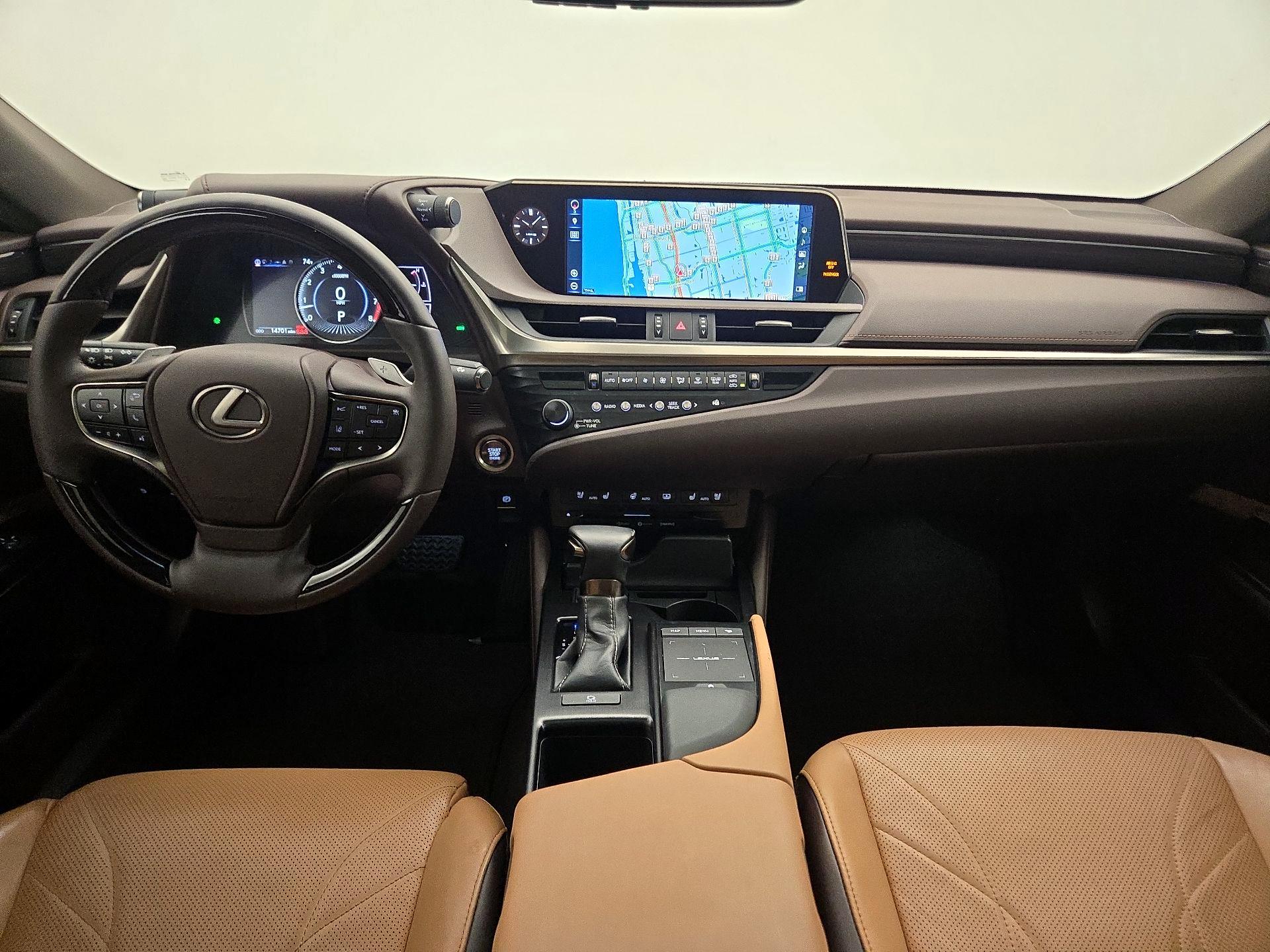 Thumbnail: 2019 Lexus ES - 9