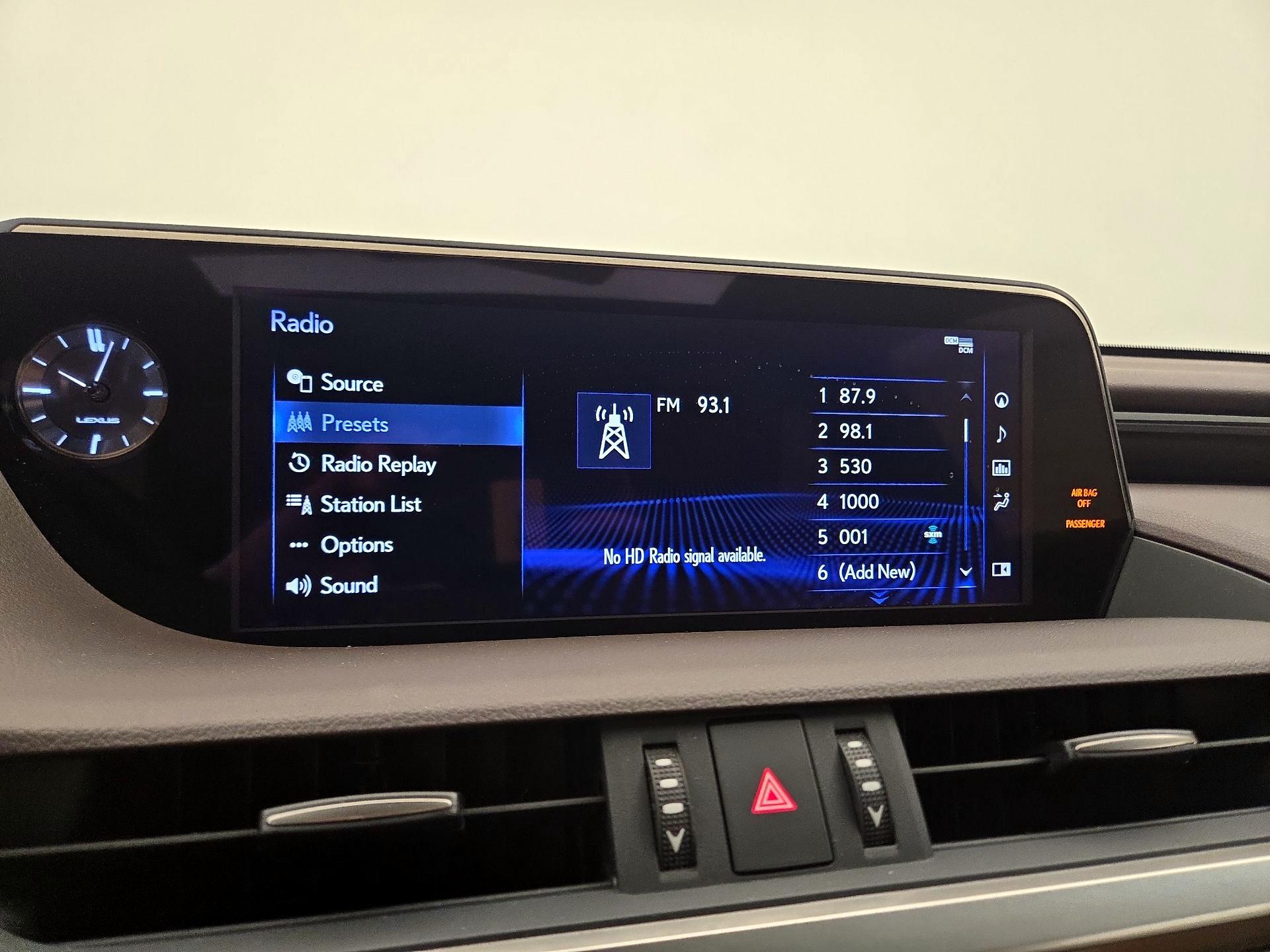 Thumbnail: 2019 Lexus ES - 15