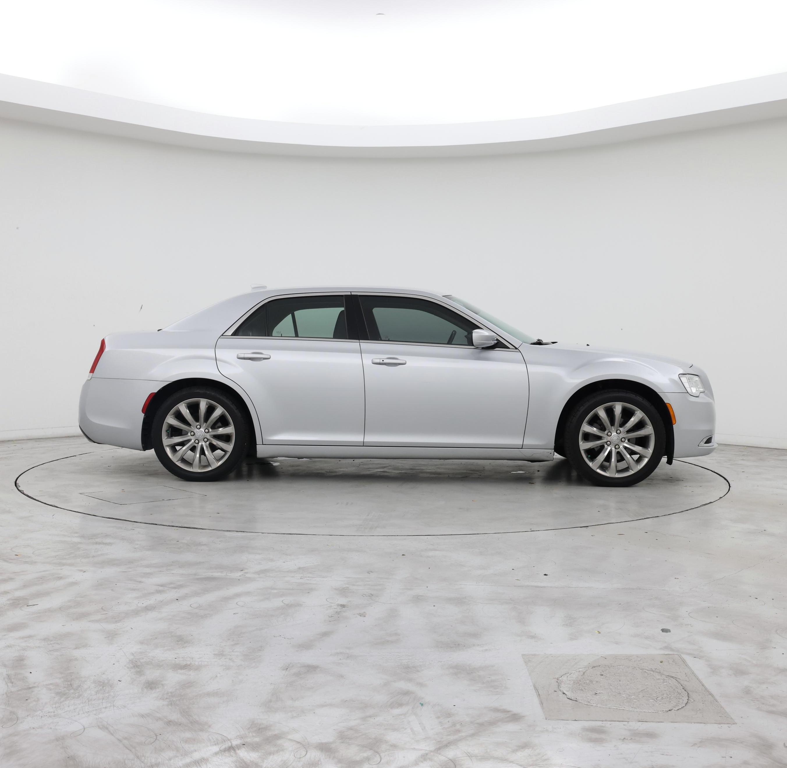 Thumbnail: 2019 Chrysler 300 - 7