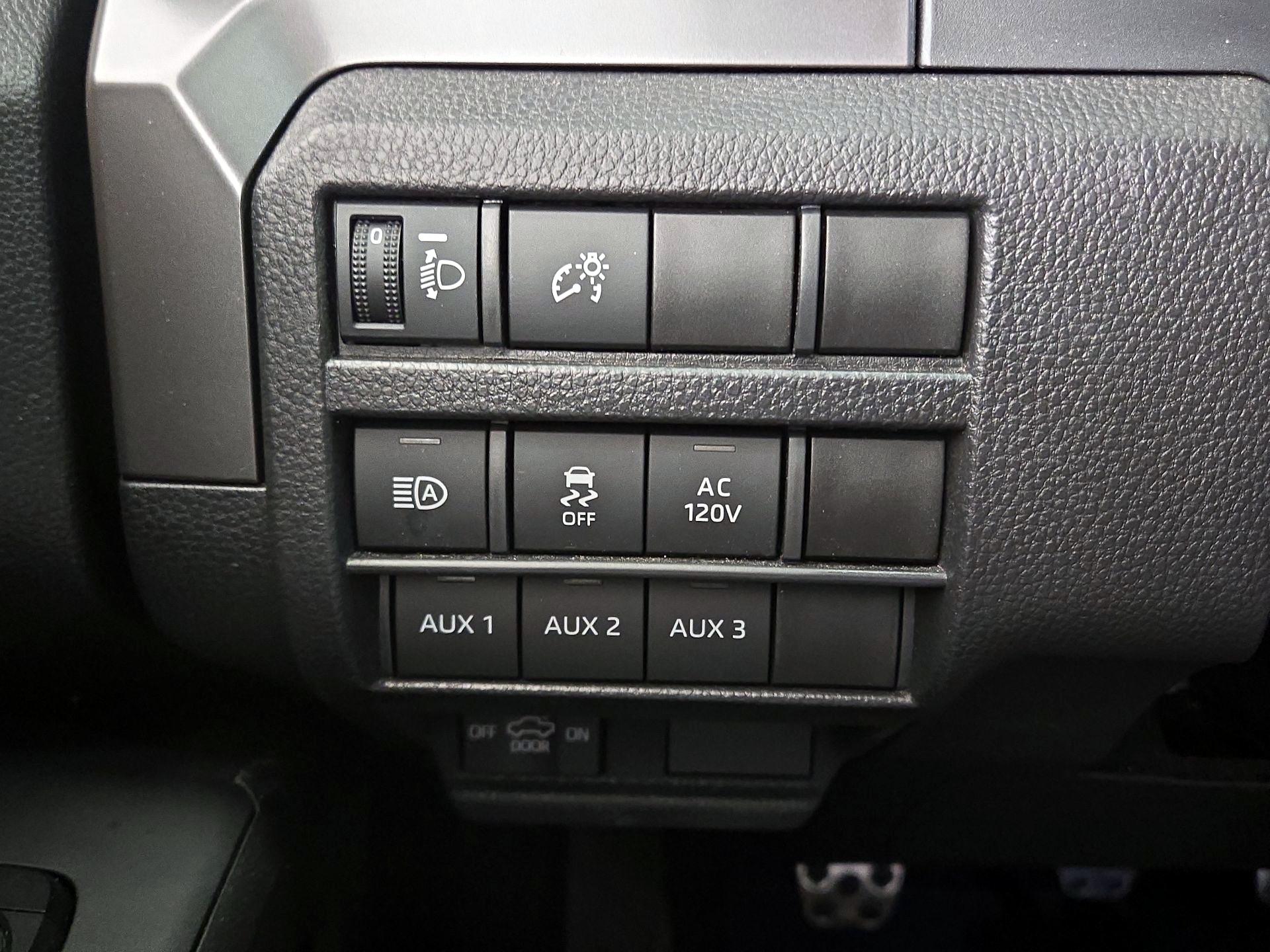 Thumbnail: 2024 Toyota Tacoma - 13