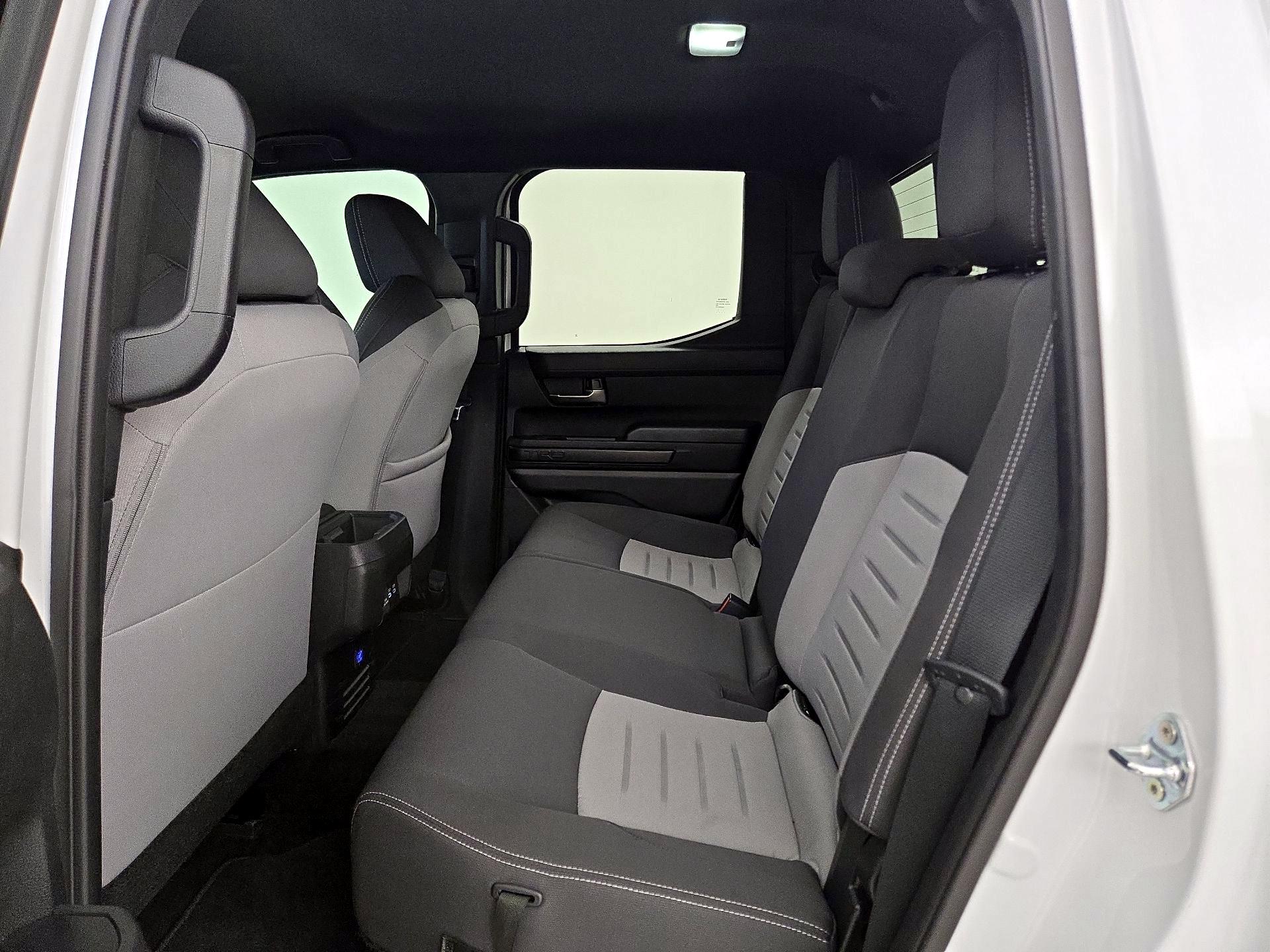 Thumbnail: 2024 Toyota Tacoma - 20