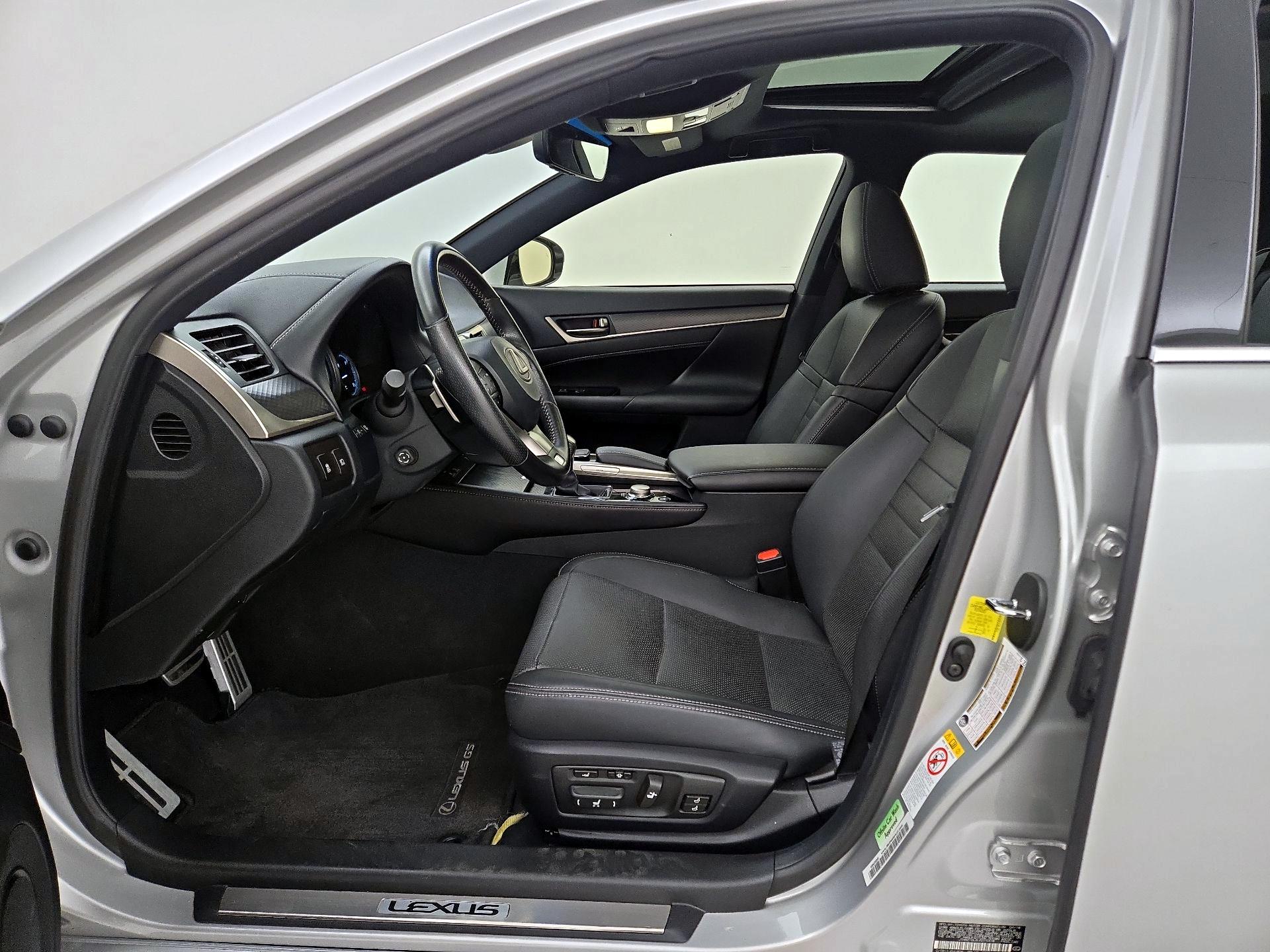 Thumbnail: 2018 Lexus GS - 11