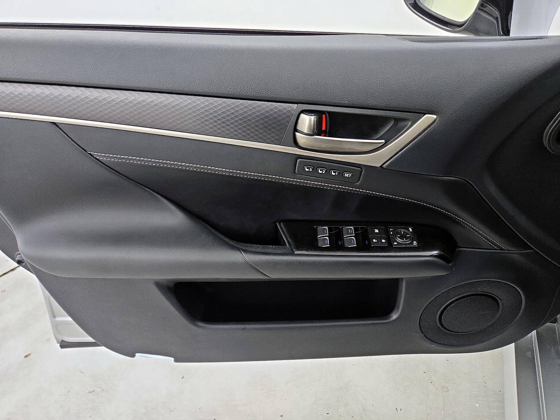 Thumbnail: 2018 Lexus GS - 12