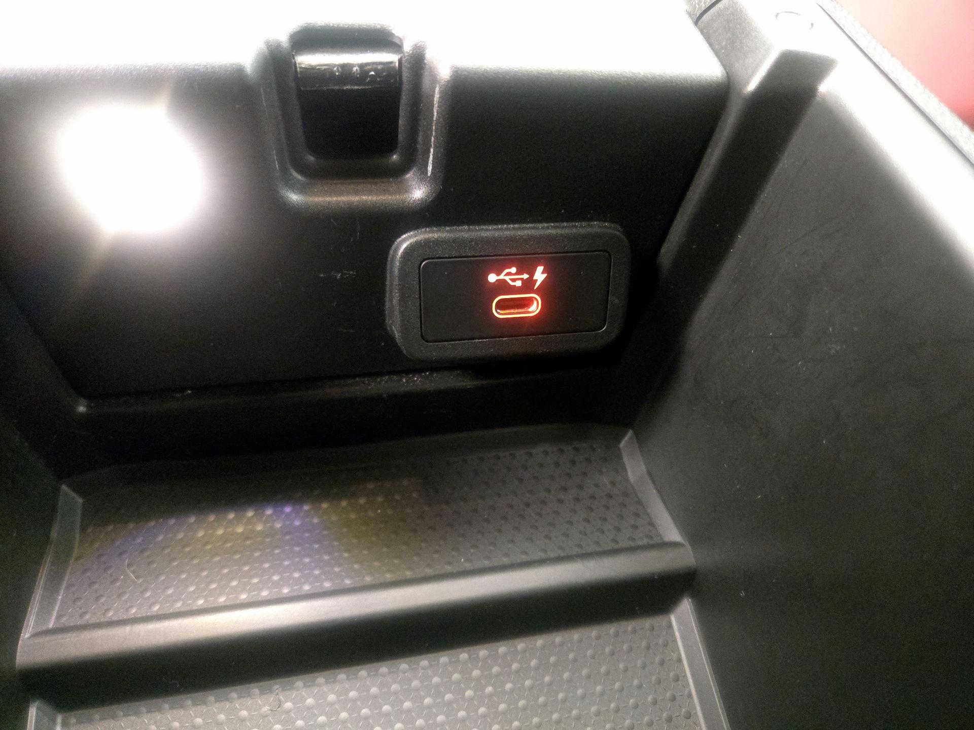 Thumbnail: 2022 BMW 3 Series - 19