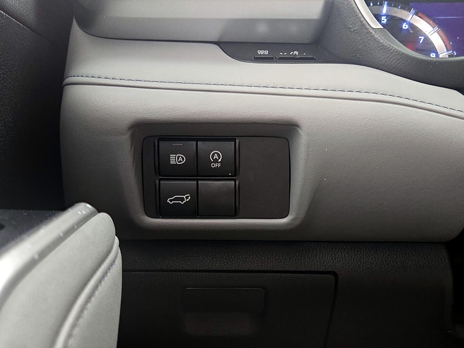 Thumbnail: 2024 Toyota Highlander - 13