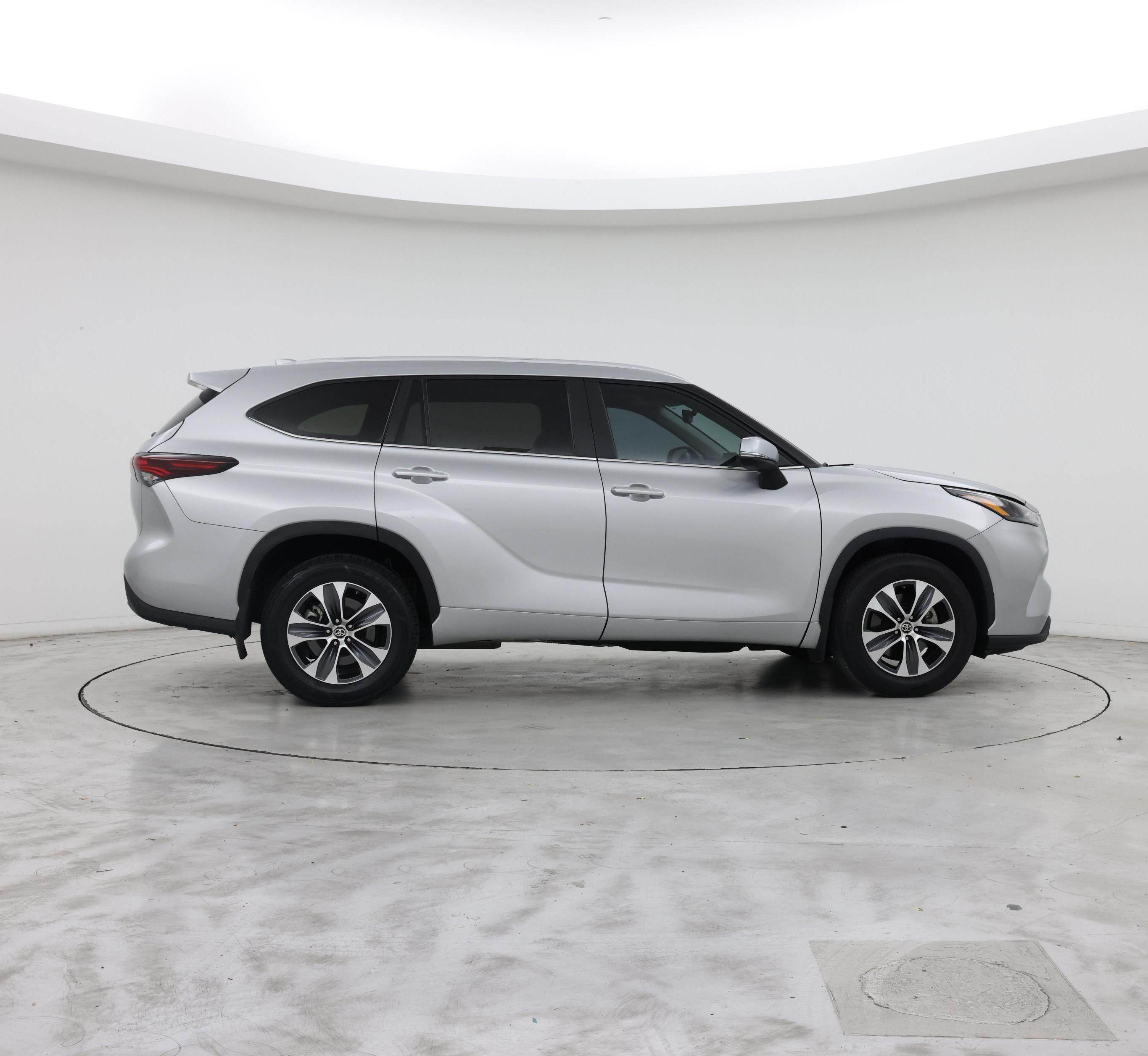 Thumbnail: 2024 Toyota Highlander - 7