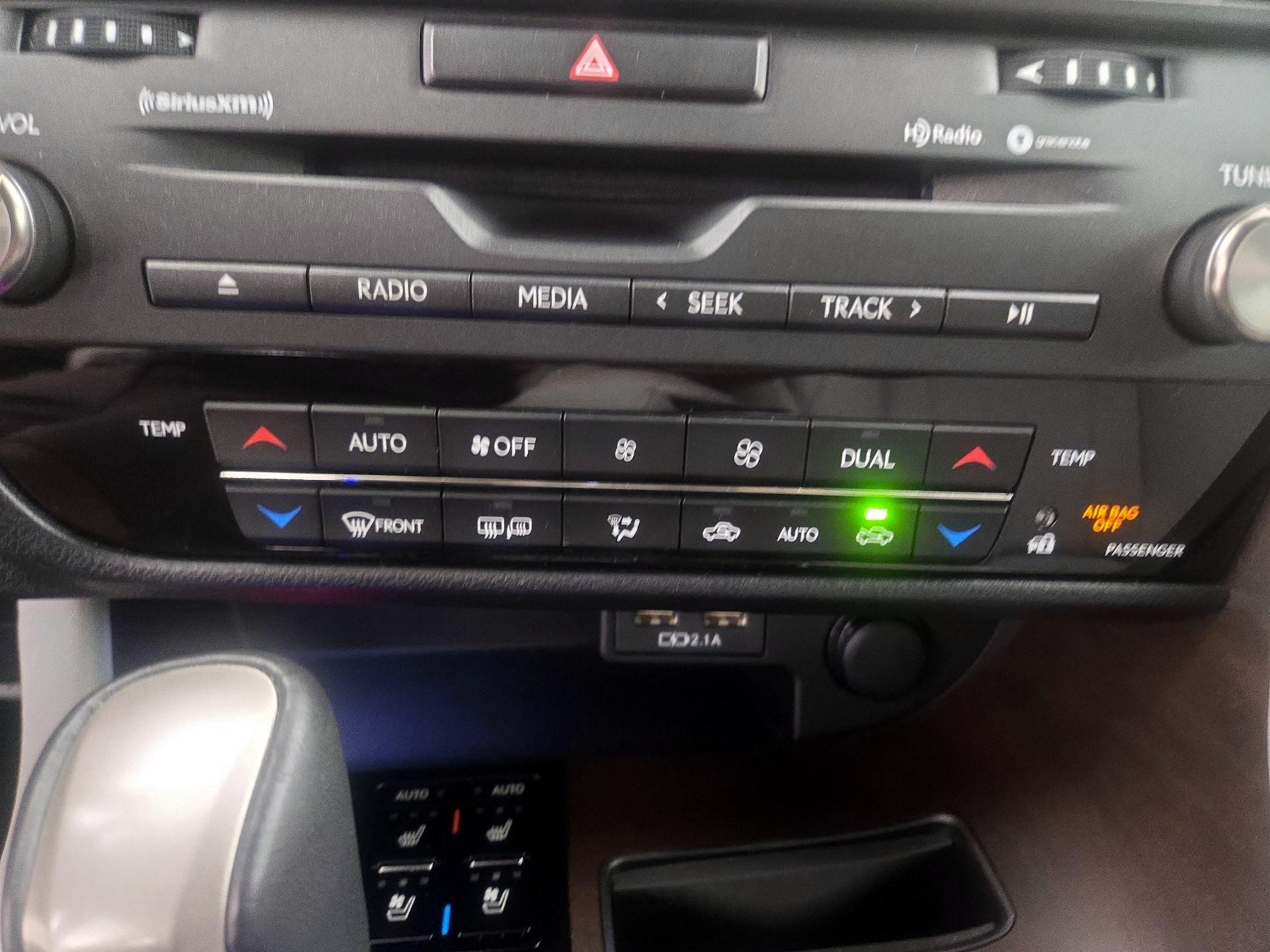 Thumbnail: 2022 Lexus RX - 17