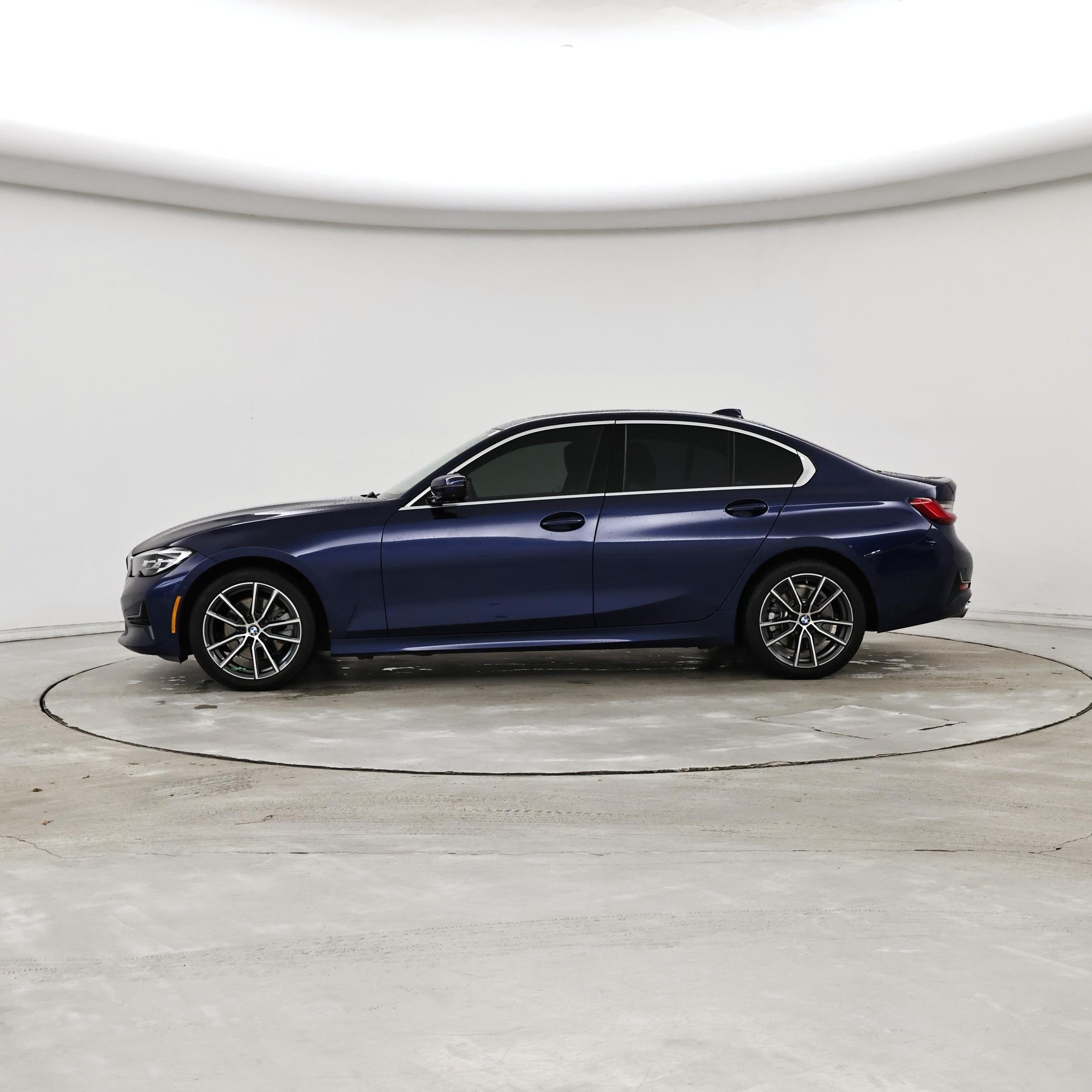 Thumbnail: 2020 BMW 3 Series - 3
