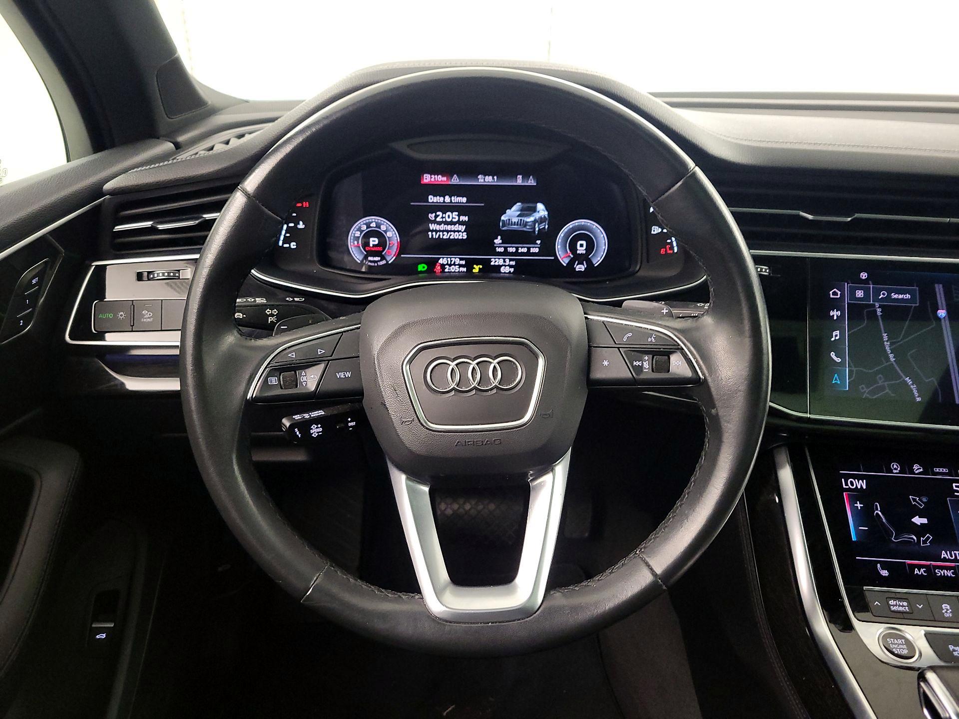 Thumbnail: 2023 Audi Q7 - 10