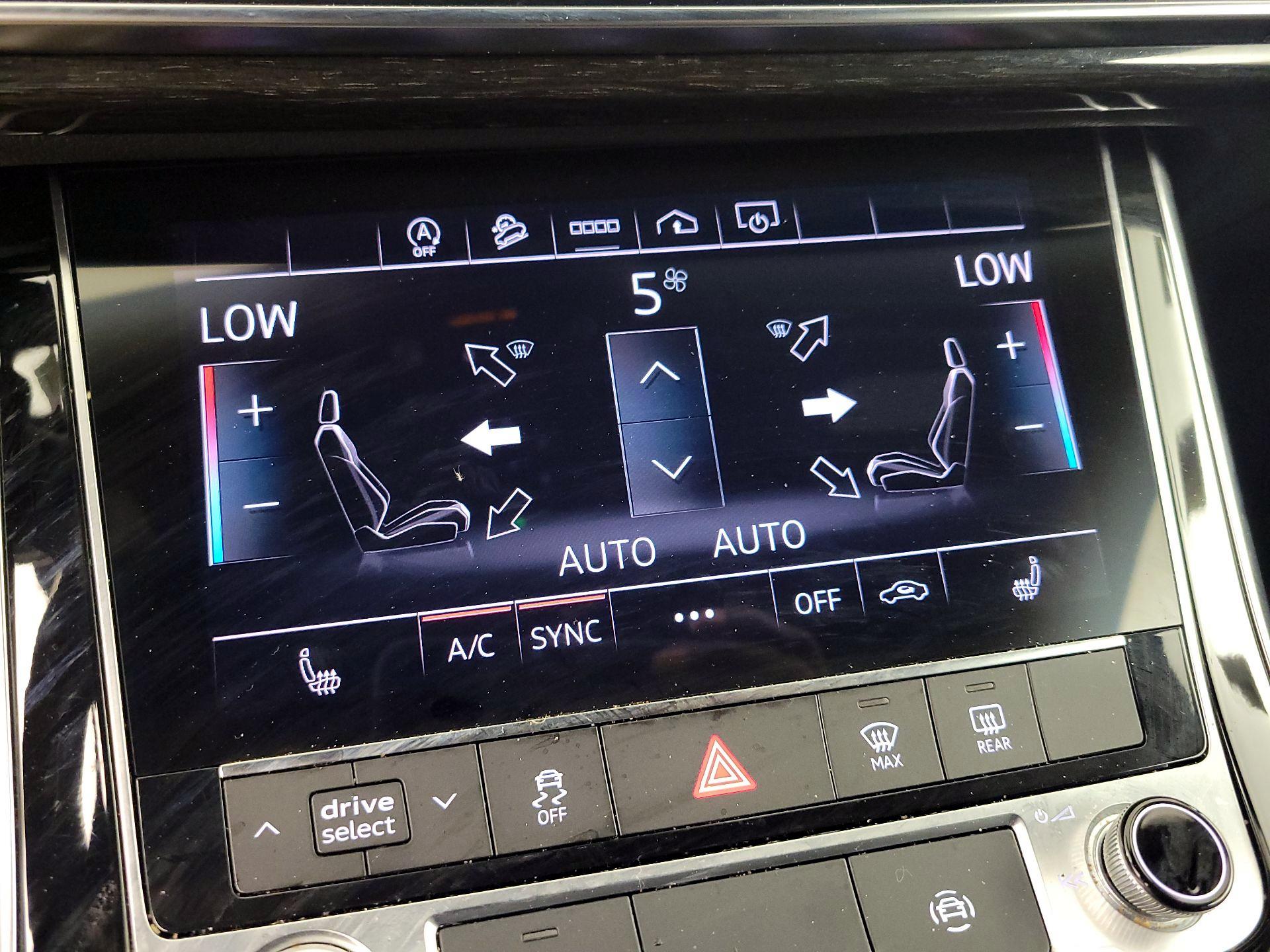 Thumbnail: 2023 Audi Q7 - 17