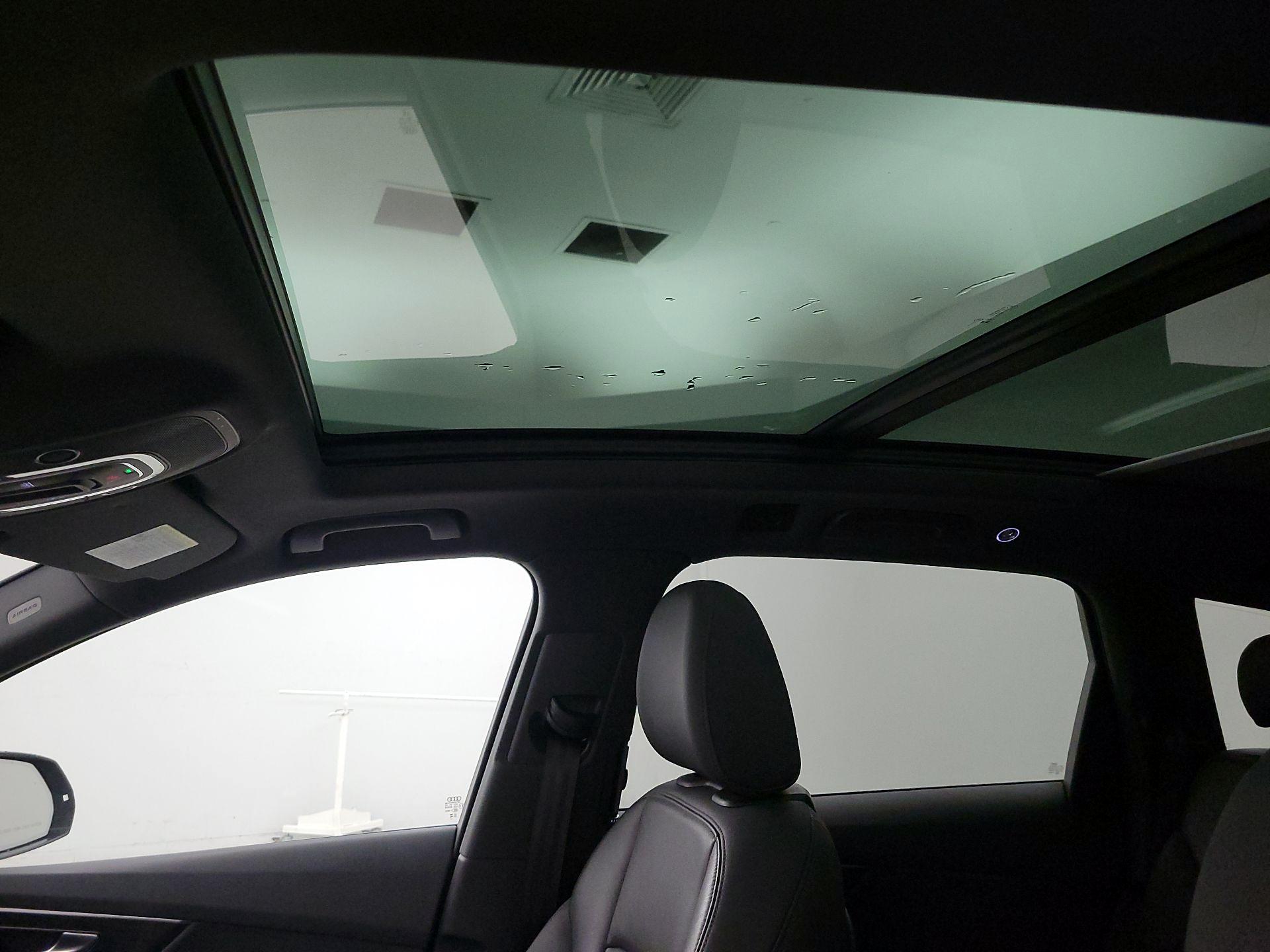 Thumbnail: 2023 Audi Q7 - 20