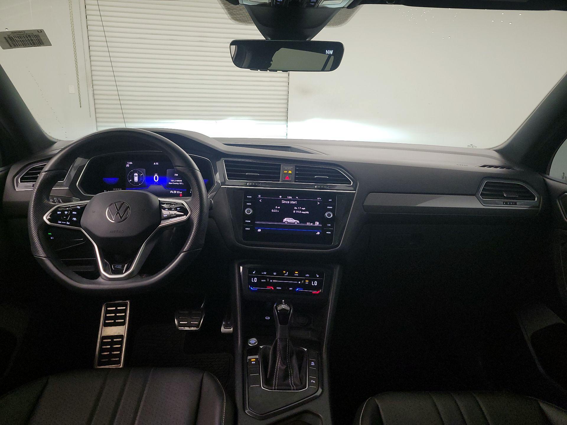 Thumbnail: 2022 Volkswagen Tiguan - 9