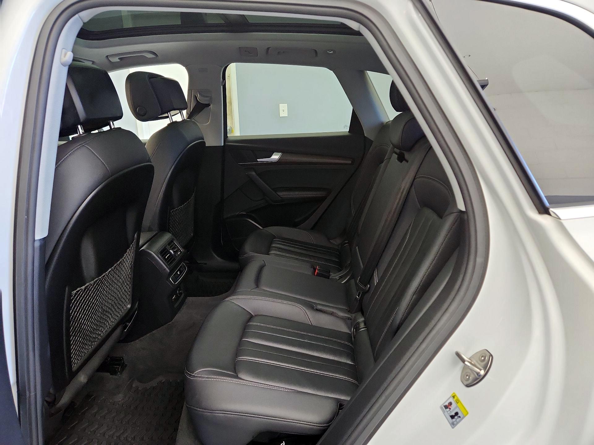 Thumbnail: 2022 Audi Q5 - 20