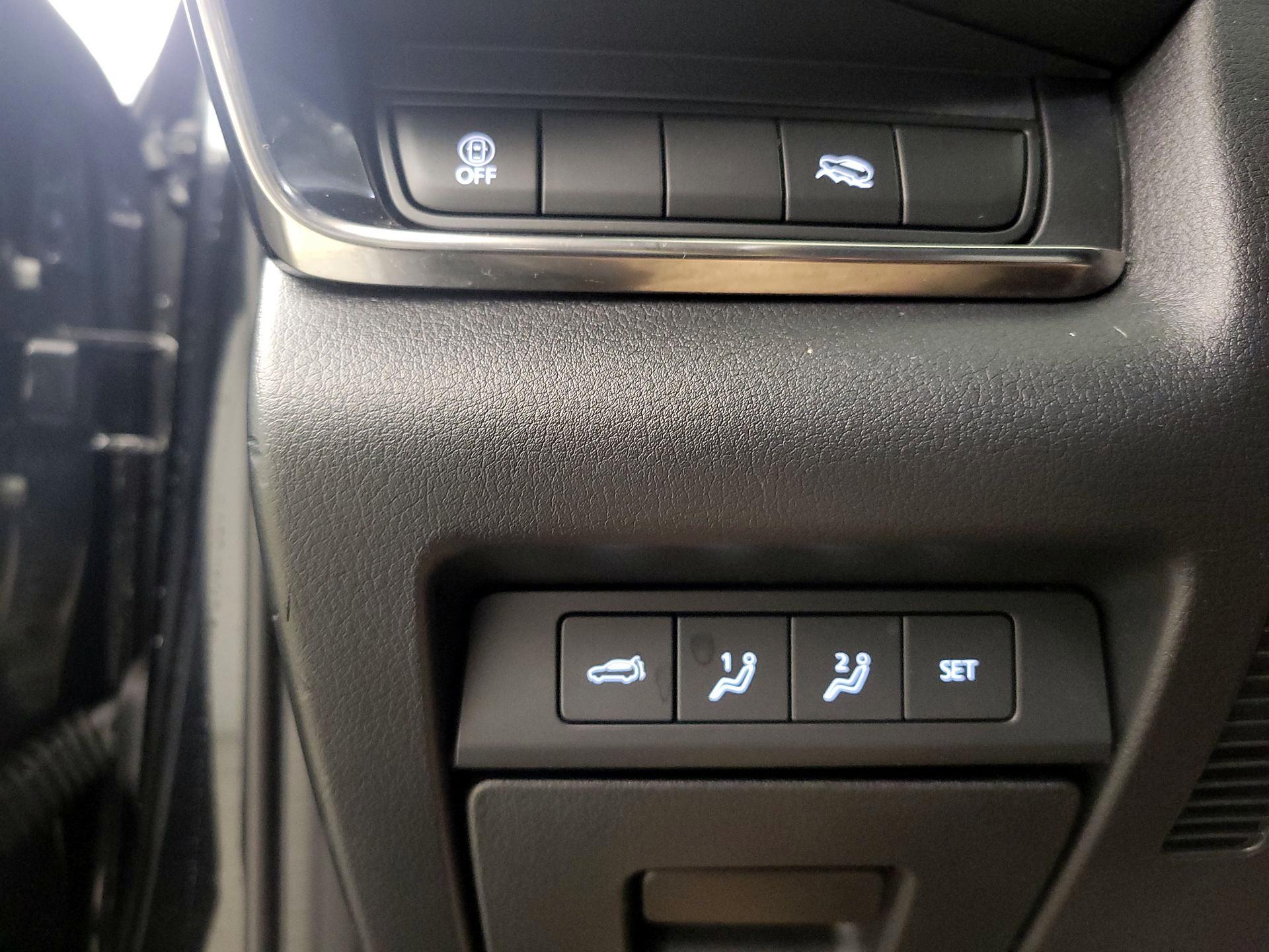 Thumbnail: 2022 Mazda CX-30 - 13