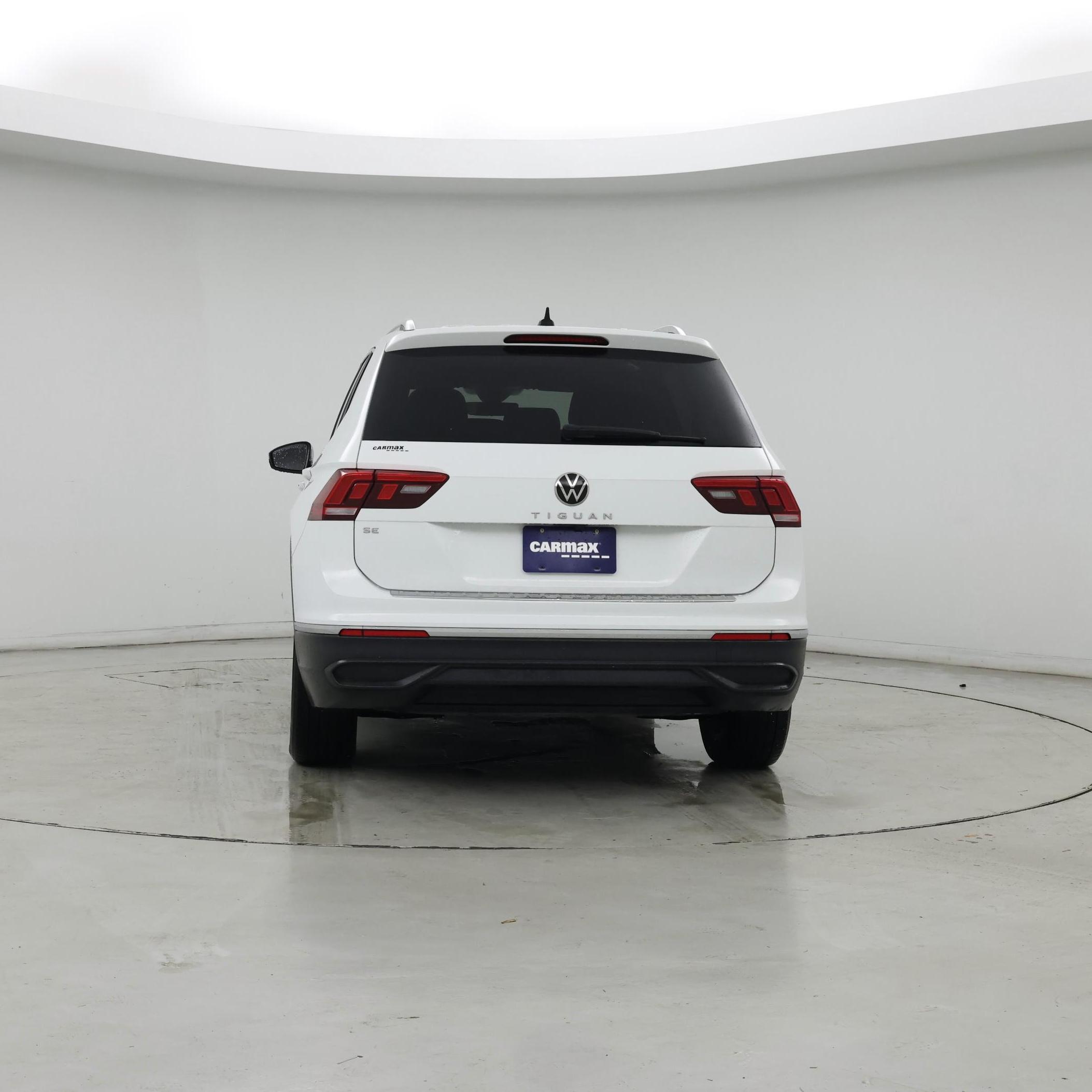 Thumbnail: 2022 Volkswagen Tiguan - 6