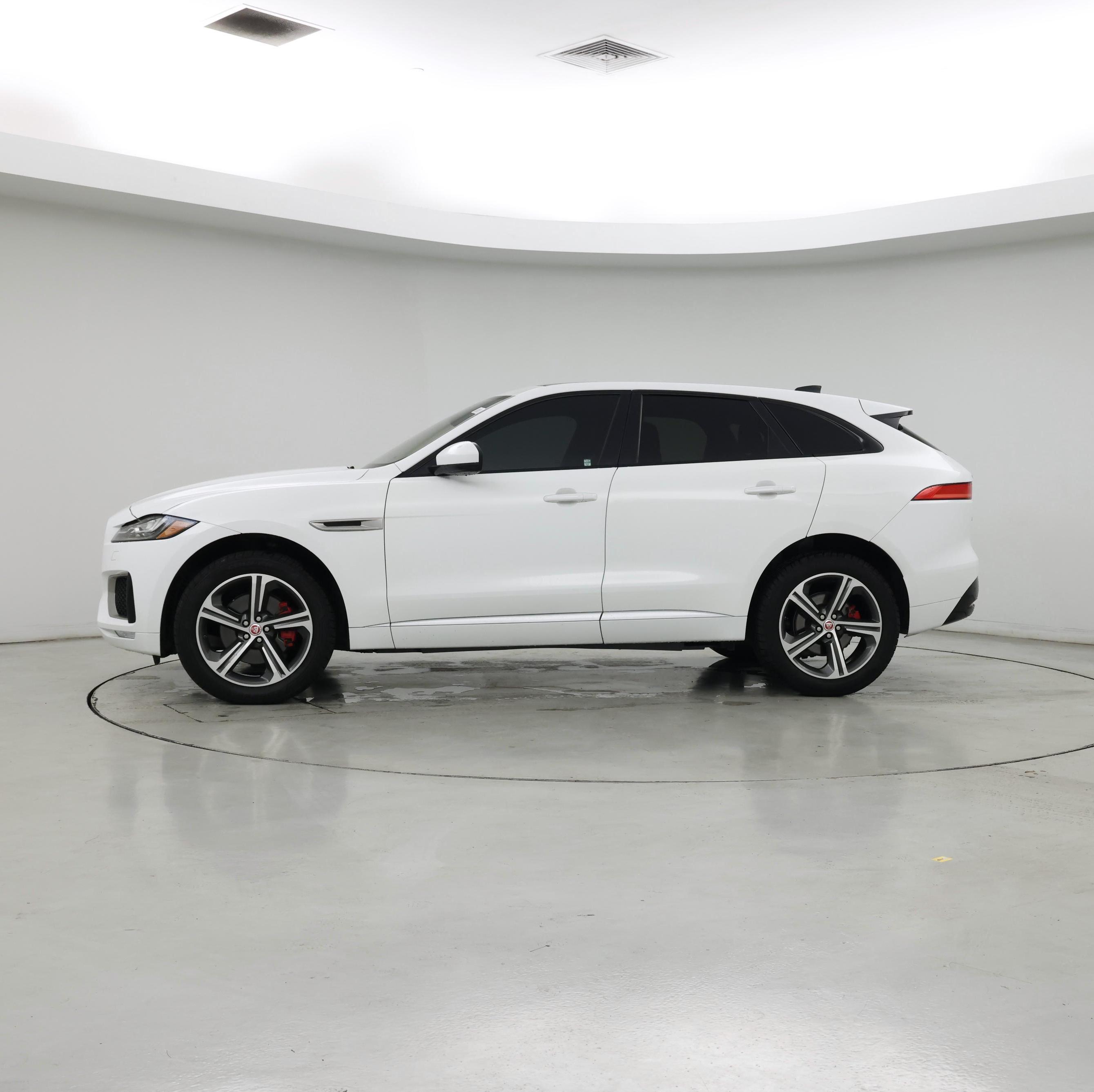 Thumbnail: 2020 Jaguar F-Pace - 3