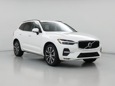 2022 Volvo XC60 B5 Momentum