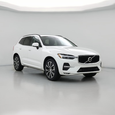 2022 Volvo XC60 B5 Momentum