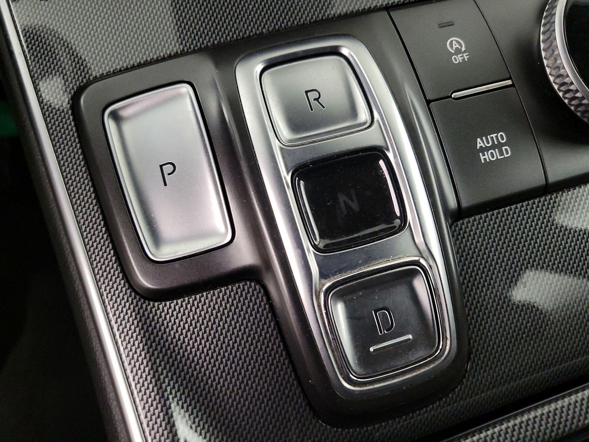 Thumbnail: 2022 Hyundai Santa Fe - 17