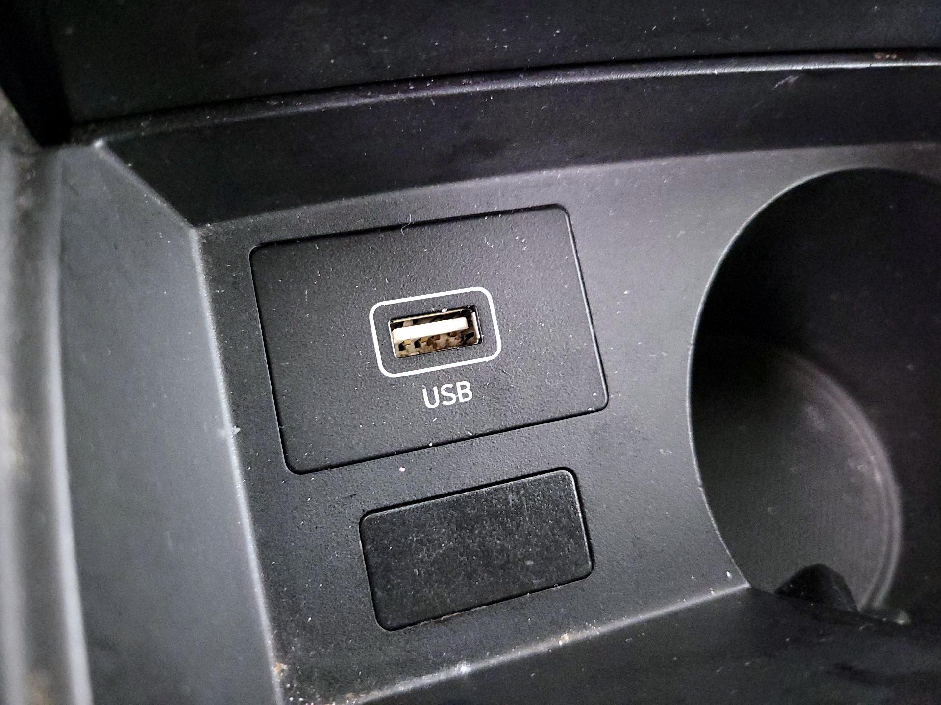 Thumbnail: 2022 Hyundai Santa Fe - 18