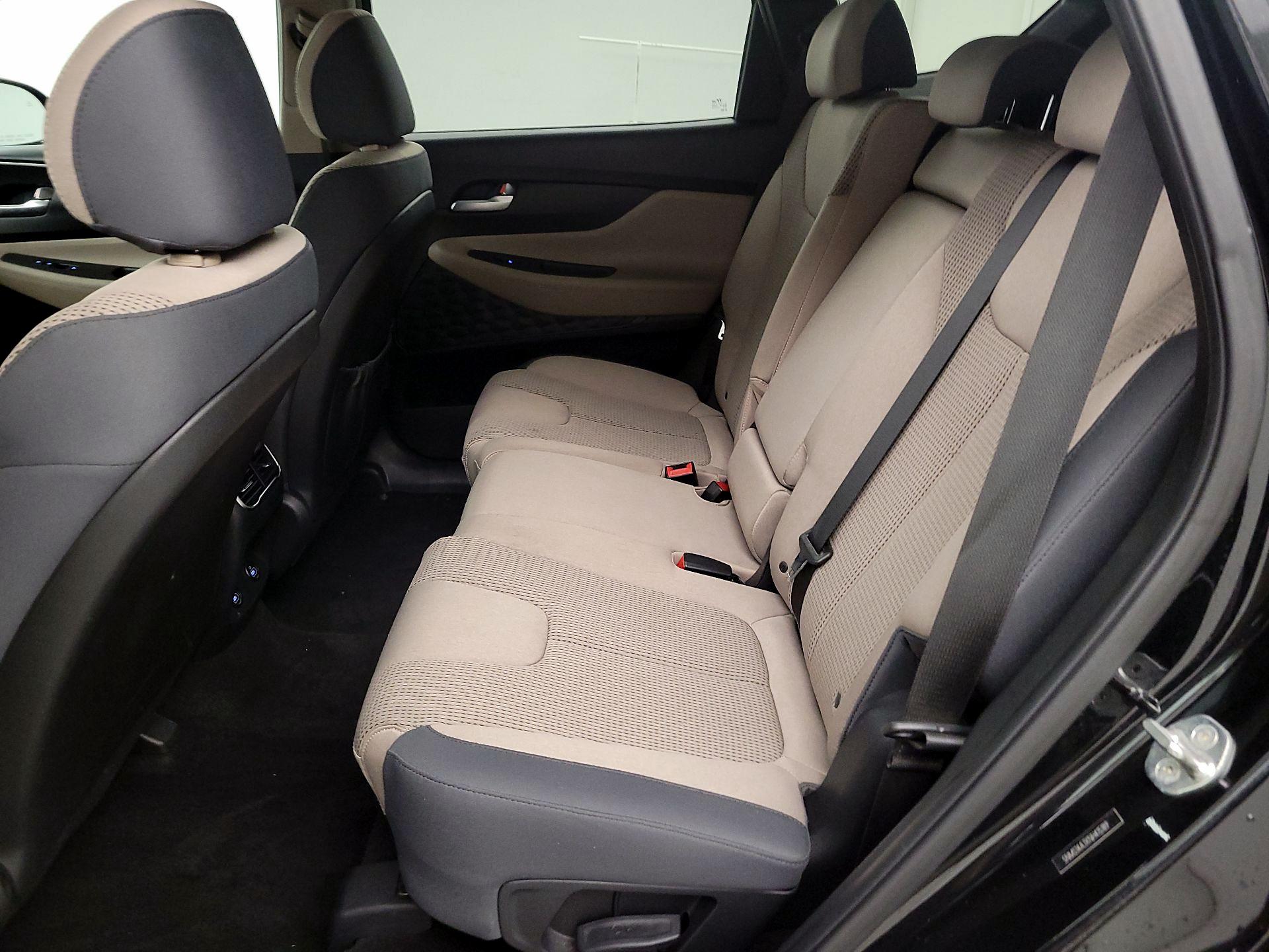 Thumbnail: 2022 Hyundai Santa Fe - 19