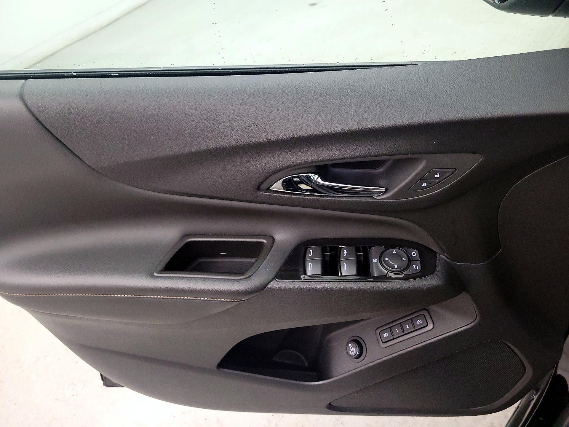 Thumbnail: 2023 Chevrolet Equinox - 12