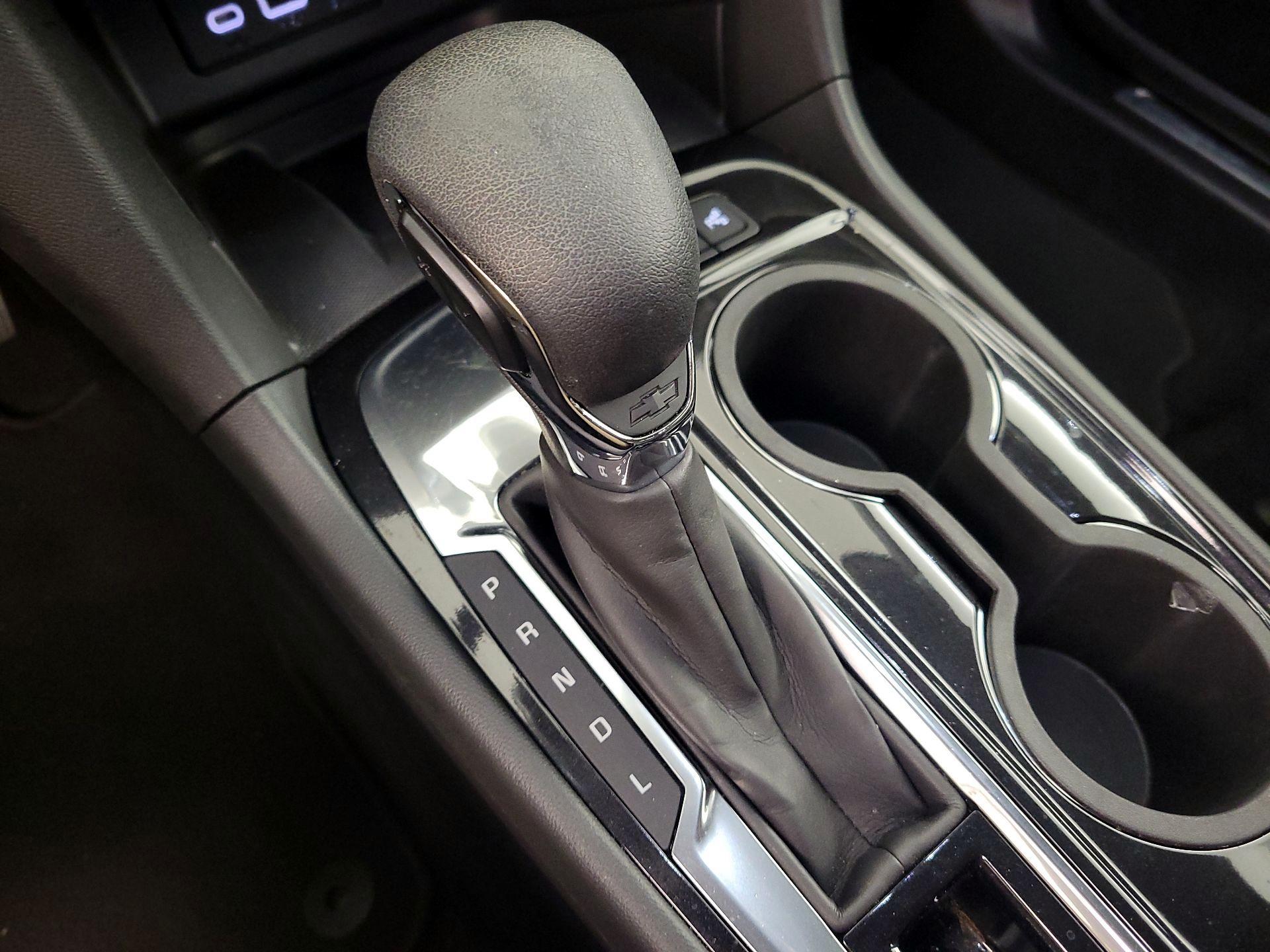 Thumbnail: 2023 Chevrolet Equinox - 17