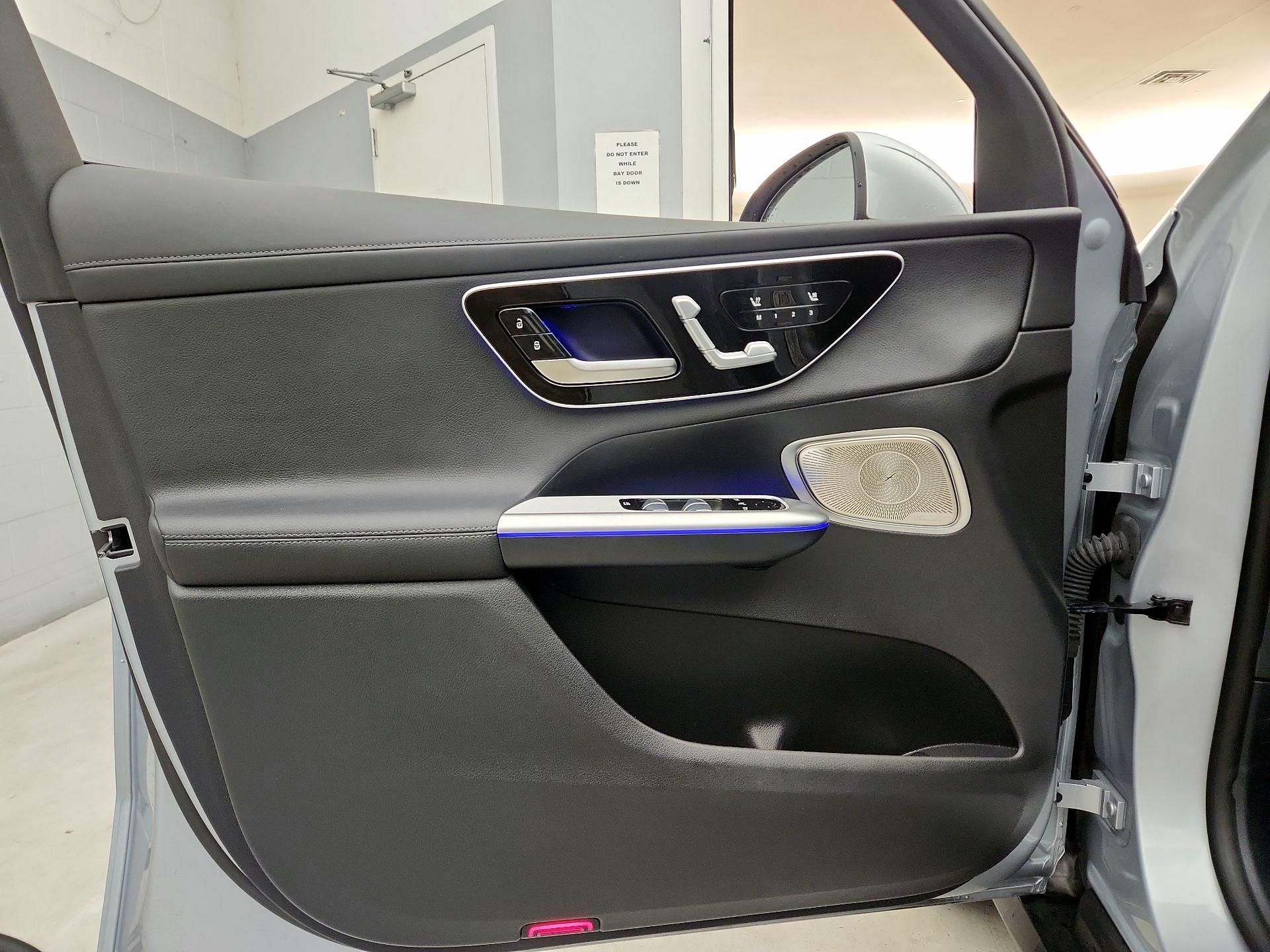 Thumbnail: 2023 Mercedes-Benz GLC - 12