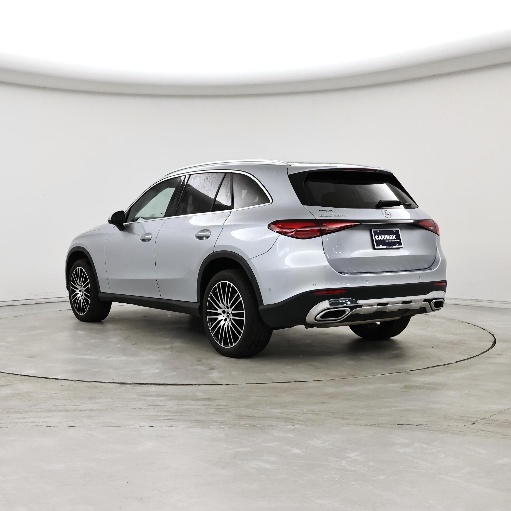 Thumbnail: 2023 Mercedes-Benz GLC - 2