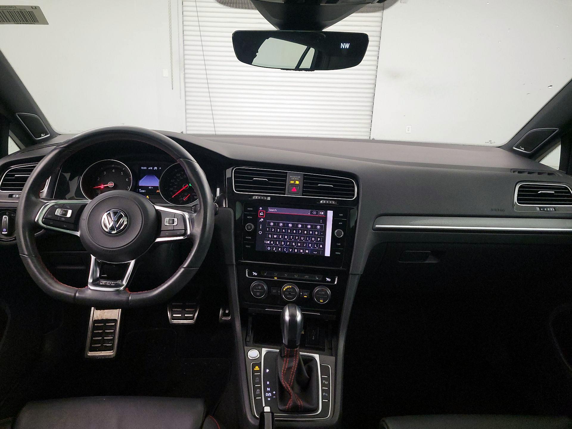 Thumbnail: 2021 Volkswagen Golf - 9