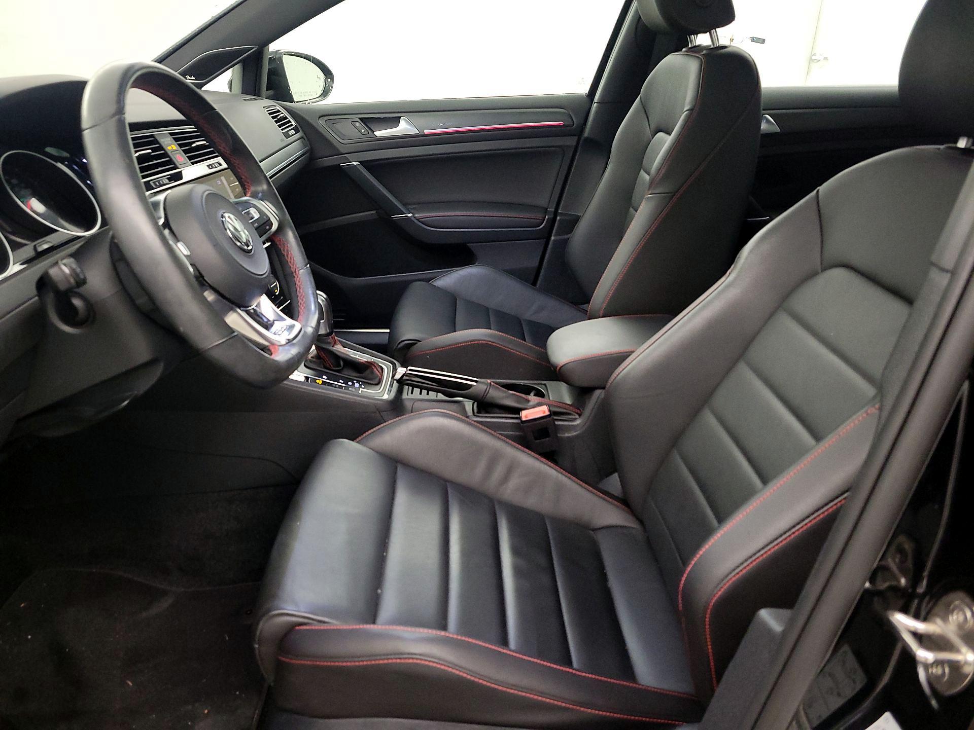 Thumbnail: 2021 Volkswagen Golf - 11