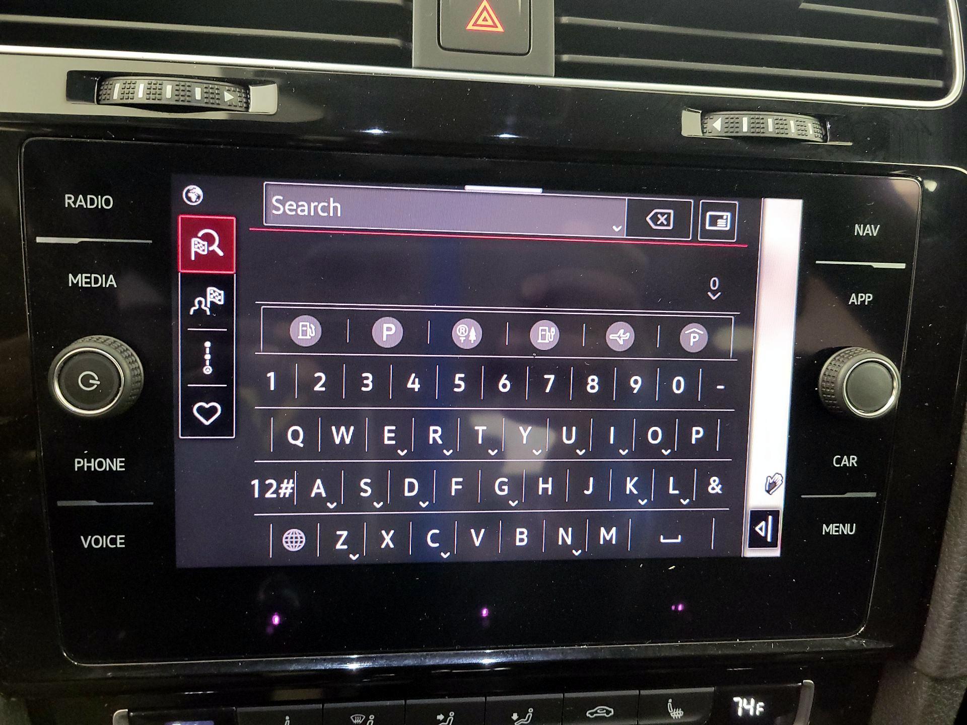 Thumbnail: 2021 Volkswagen Golf - 14