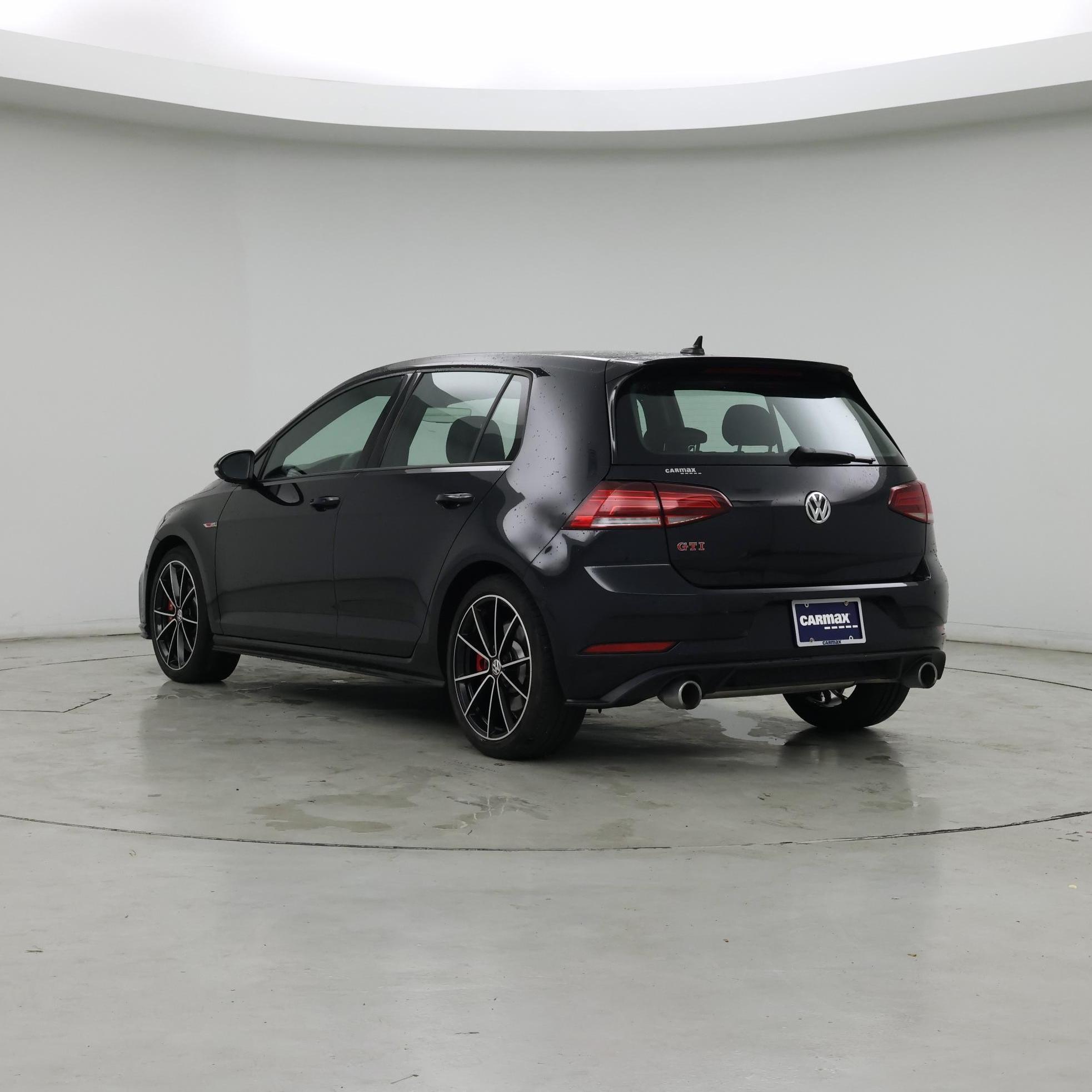 Thumbnail: 2021 Volkswagen Golf - 2